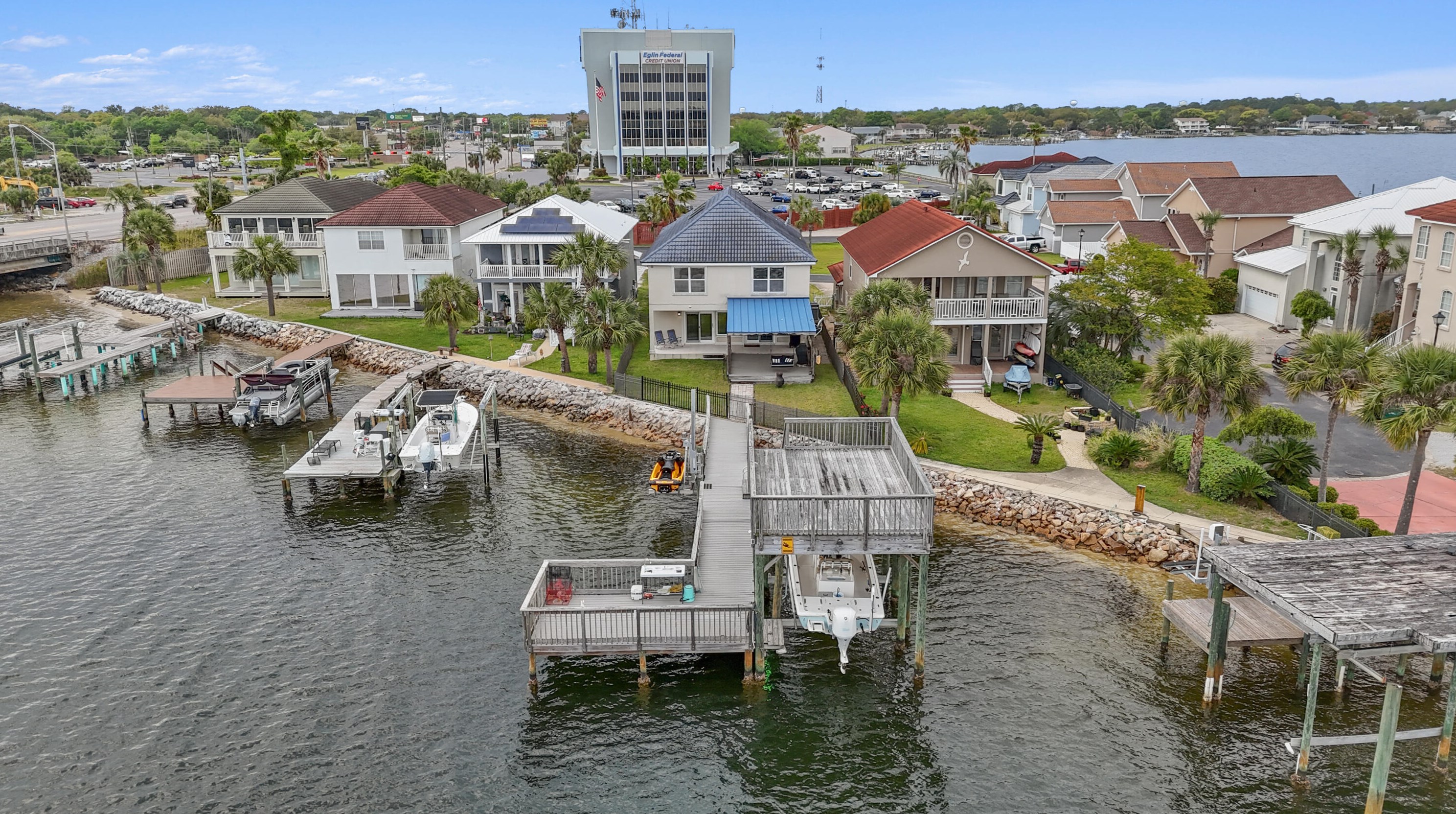 907 Lighthouse Rd, Fort Walton Beach FL  32547-3914 exterior