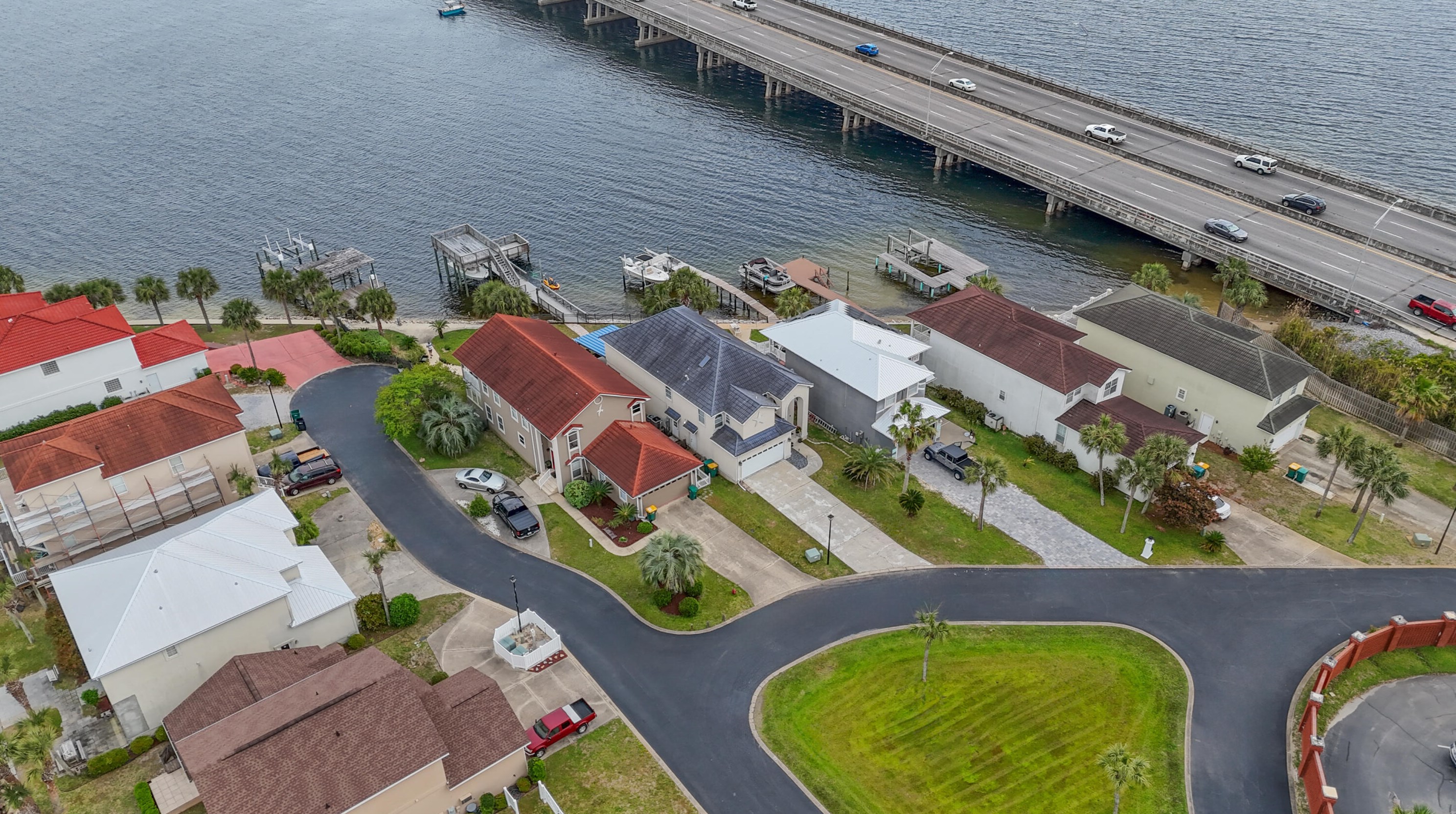 907 Lighthouse Rd, Fort Walton Beach FL  32547-3914 exterior