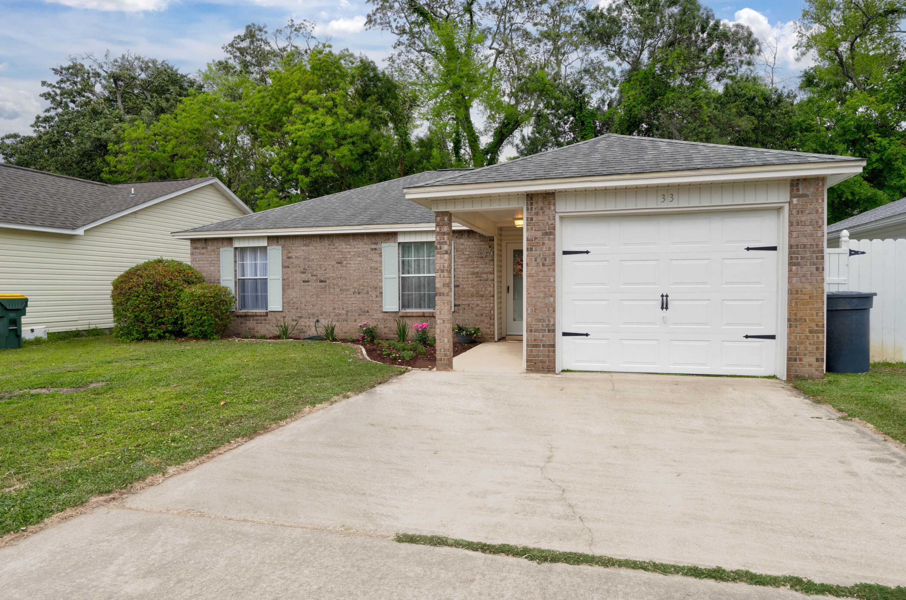 33 Olde Cypress Cir, Fort Walton Beach FL  32548-4601 exterior