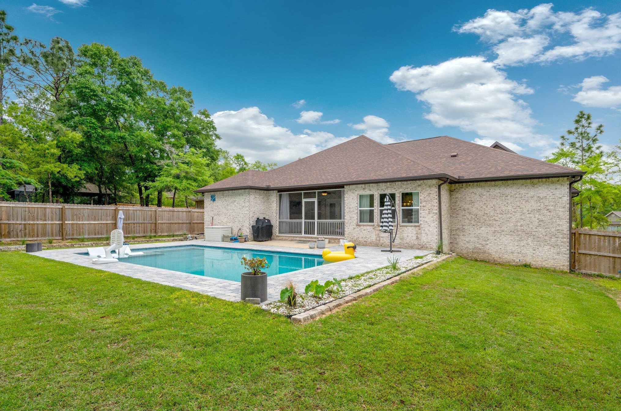 6052 Diamante Dr, Crestview FL  32539-9518 exterior