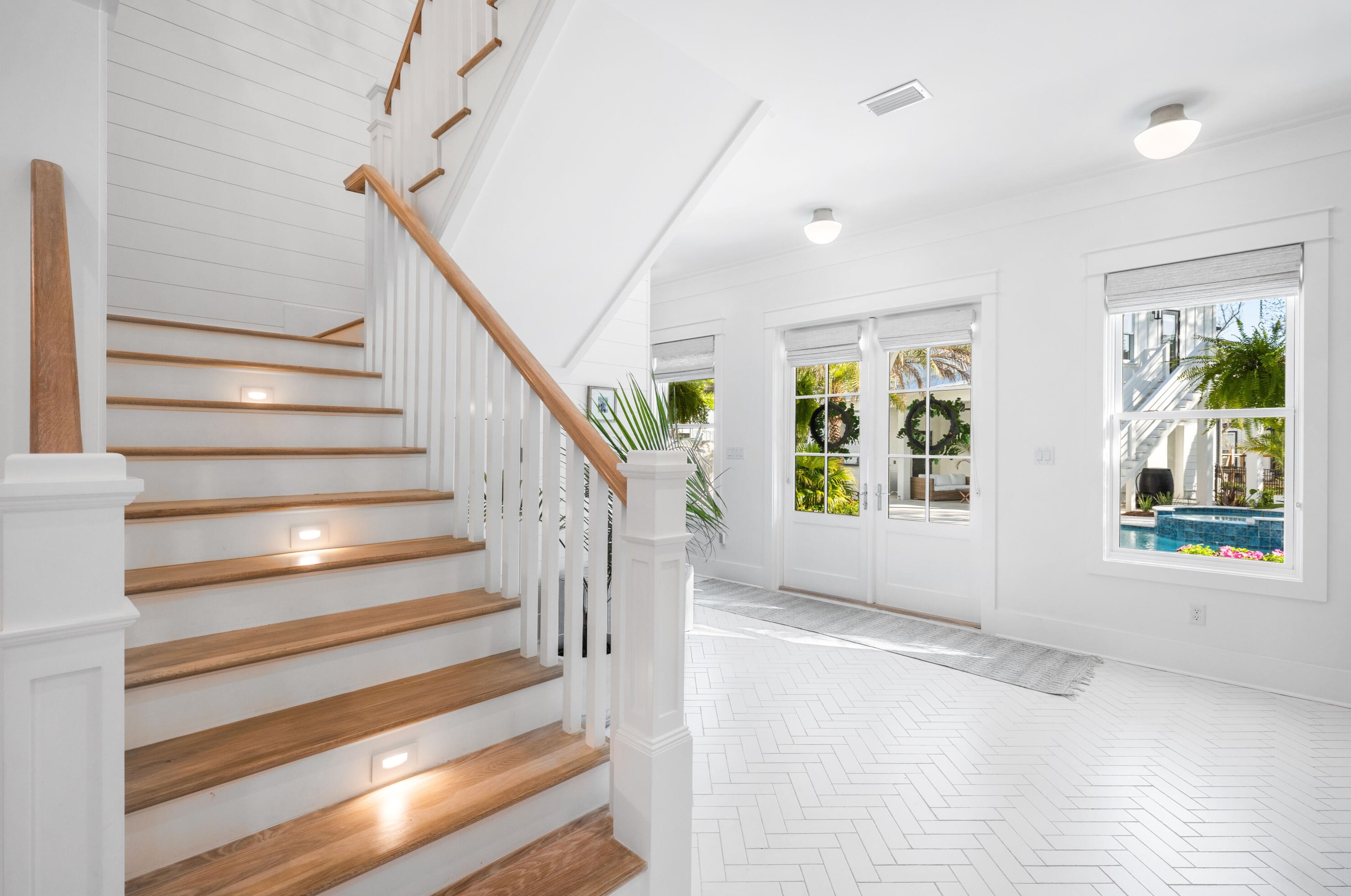 85 Beacon Point Dr, Santa Rosa Beach FL  32459-2611 exterior