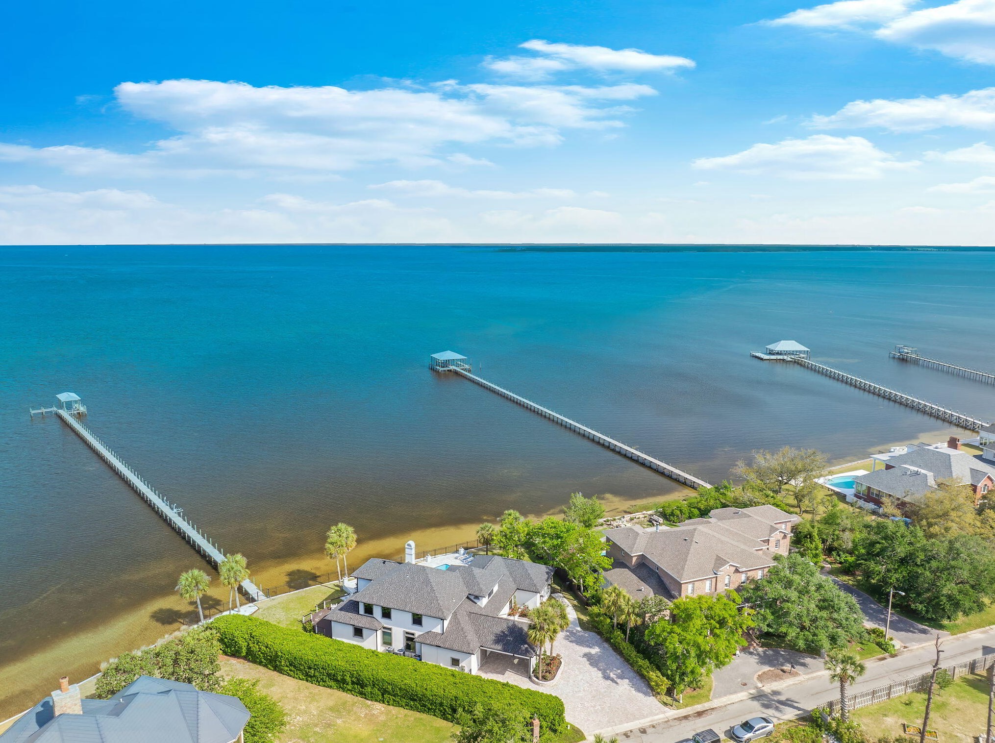 3301 Harbour Pl, Panama City FL 32405-1638 exterior