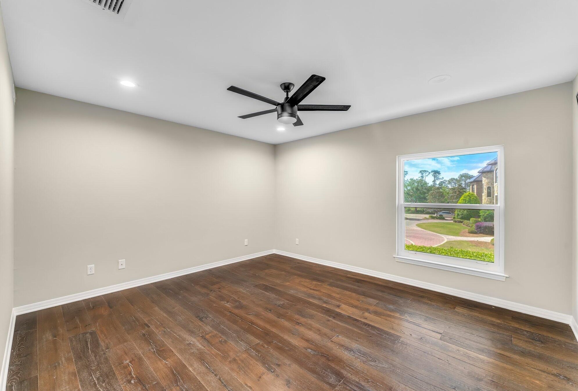 3301 Harbour Pl, Panama City FL 32405-1638 exterior