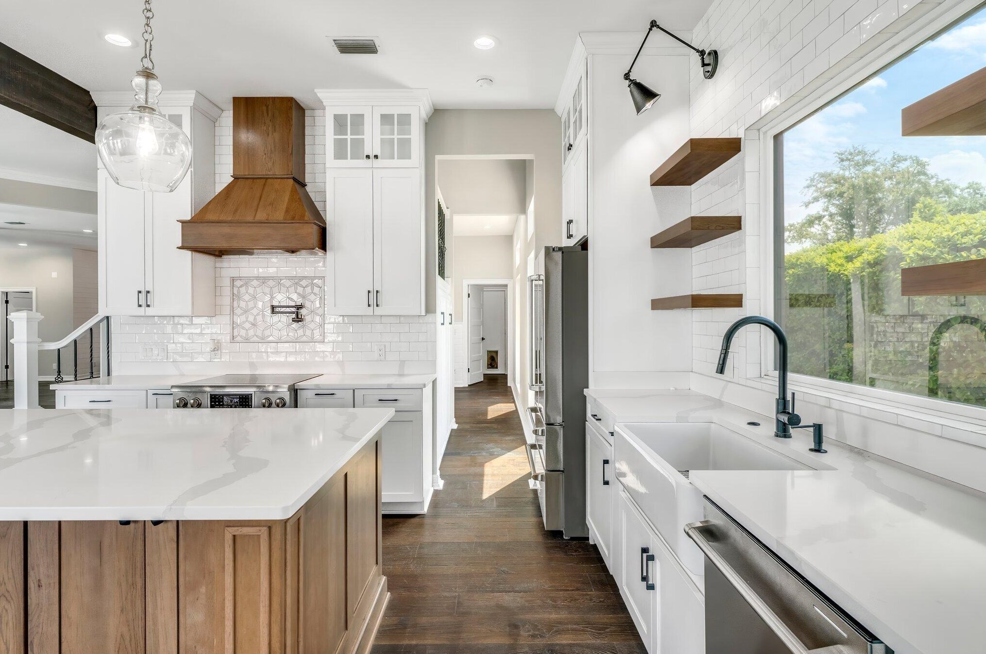 3301 Harbour Pl, Panama City FL 32405-1638 exterior