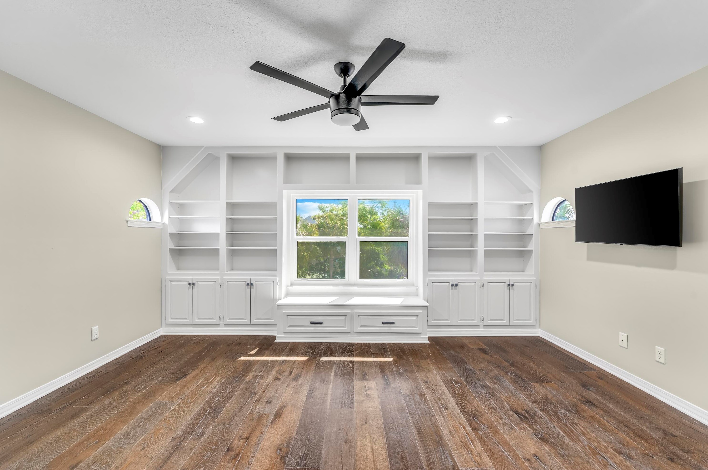 3301 Harbour Pl, Panama City FL 32405-1638 exterior