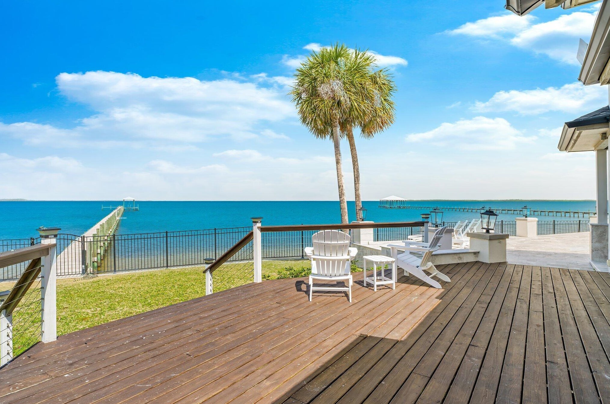 3301 Harbour Pl, Panama City FL 32405-1638 exterior