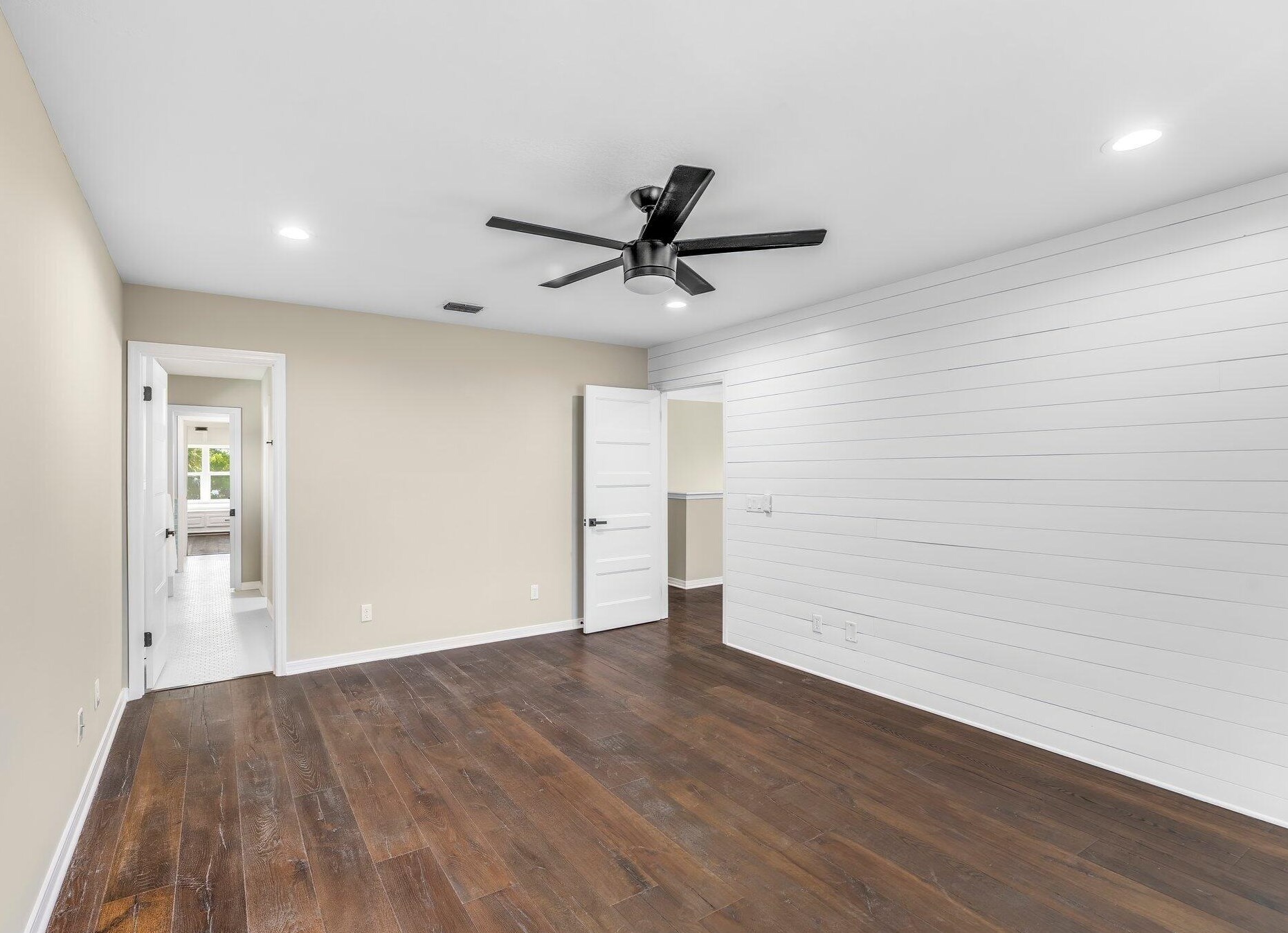 3301 Harbour Pl, Panama City FL 32405-1638 exterior