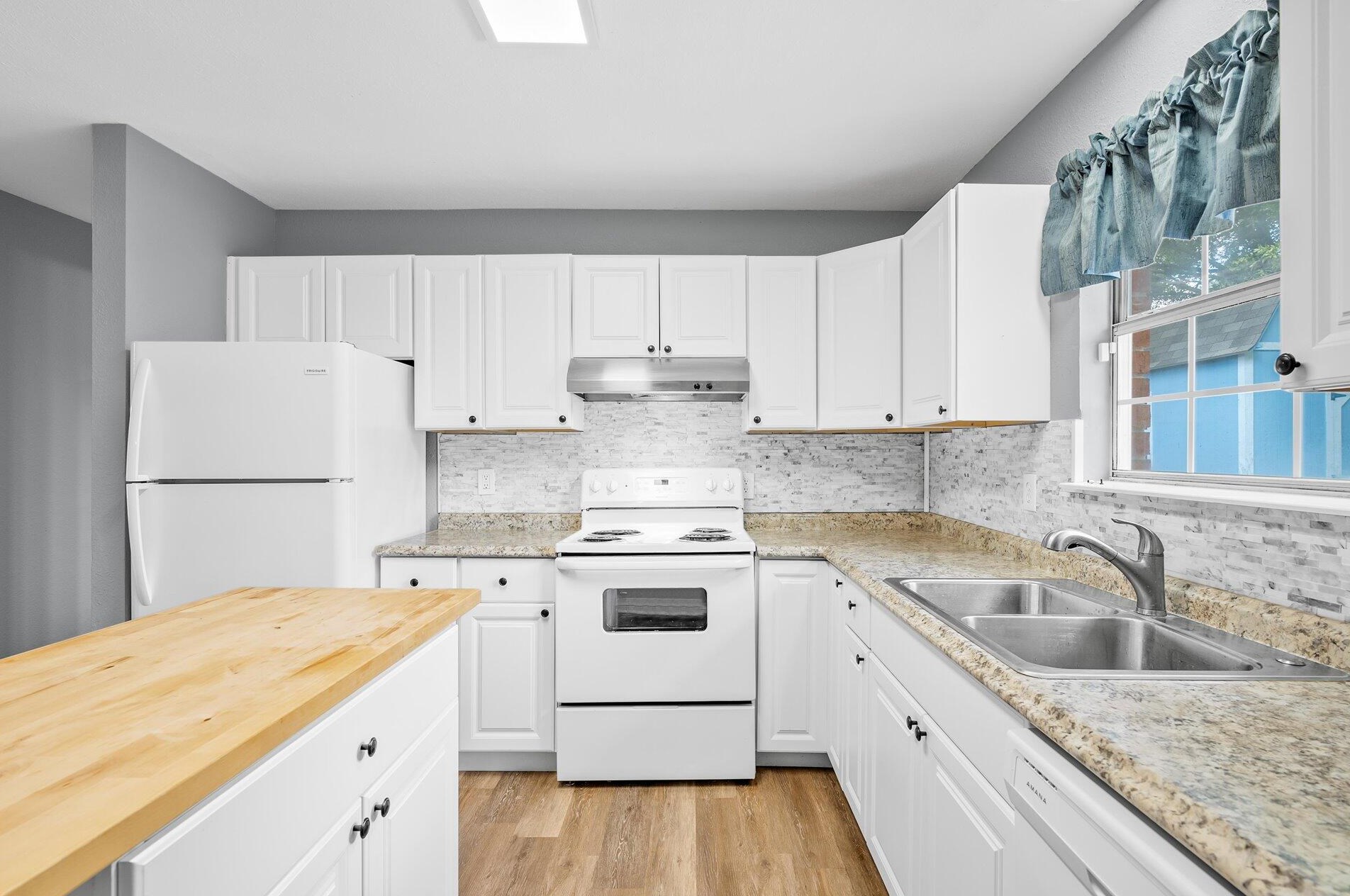 6540 Hunter St, Milton FL  32570-3216 exterior