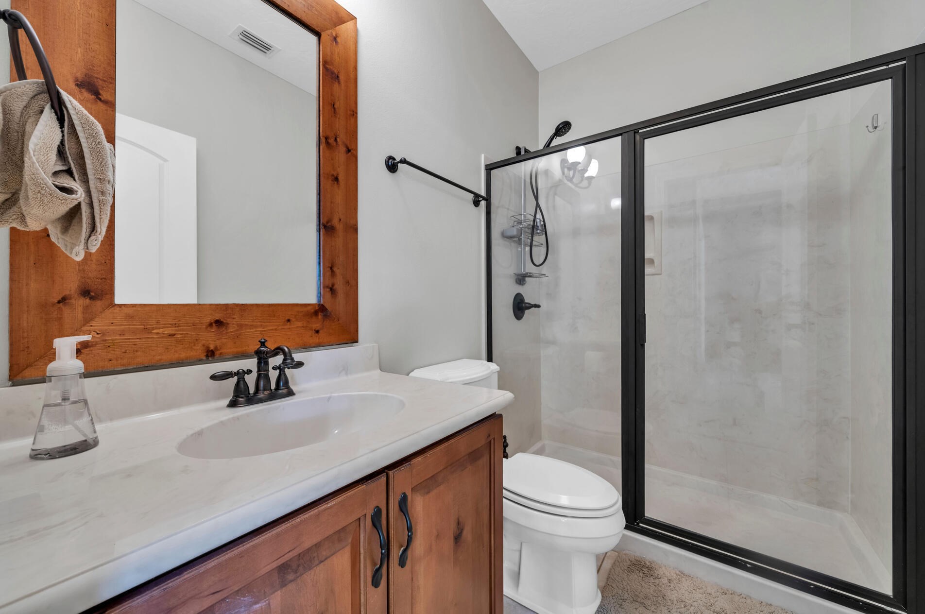 2 Plantation Oaks Dr, Mary Esther FL  32569-2902 exterior