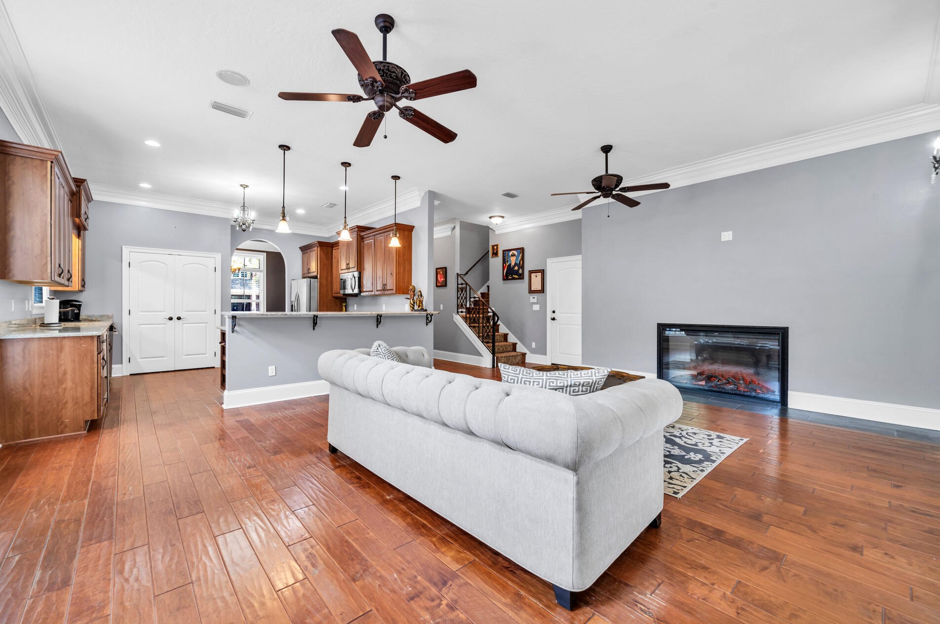 2 Plantation Oaks Dr, Mary Esther FL  32569-2902 exterior