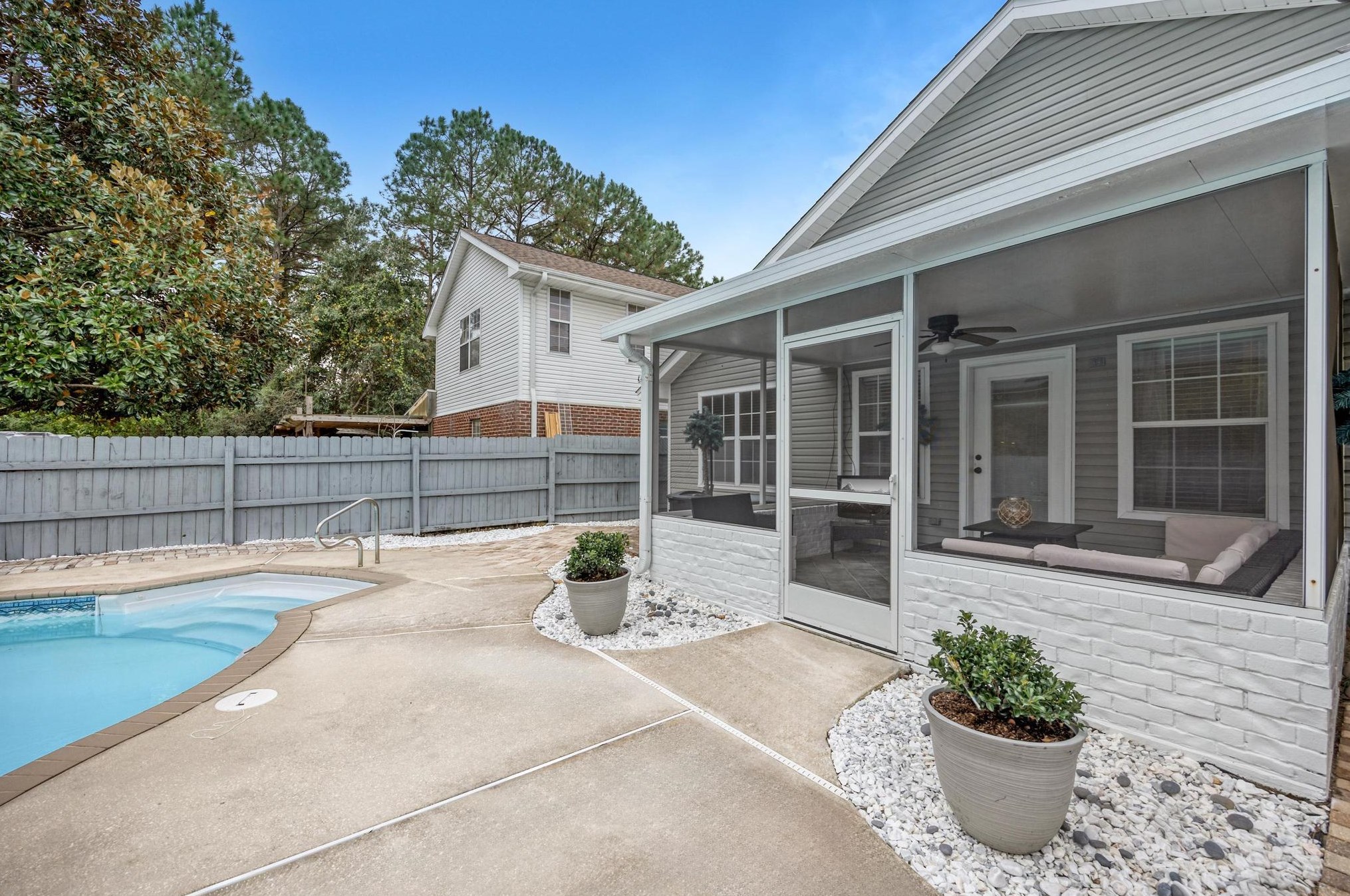 753 Randall Roberts Rd, Fort Walton Beach FL  32547-4253 exterior