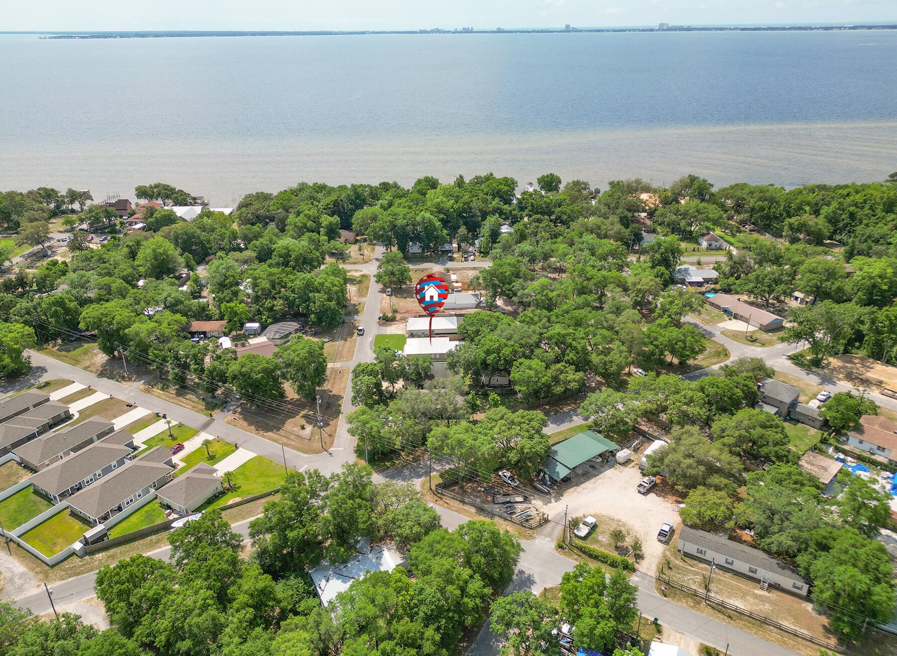 38 Virginia Ct, Niceville FL  32578-8230 exterior