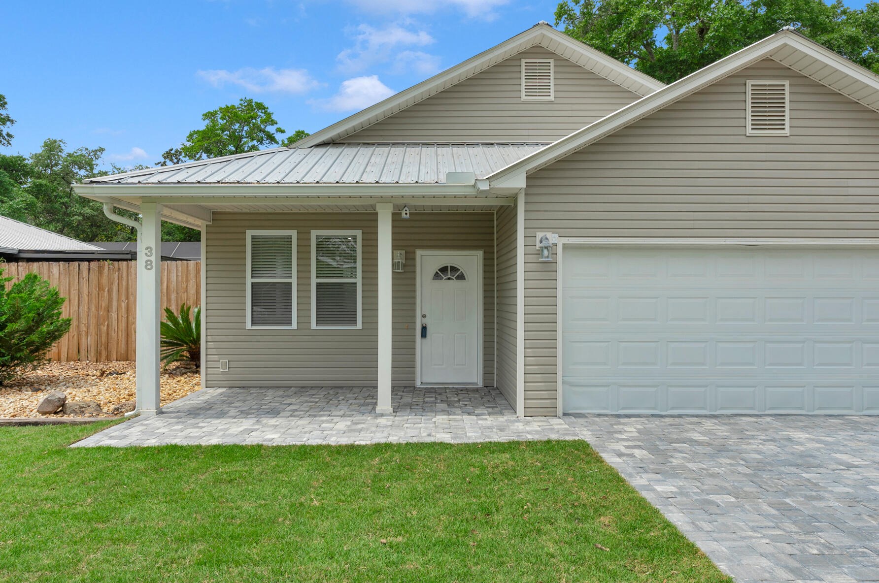 38 Virginia Ct, Niceville FL  32578-8230 exterior