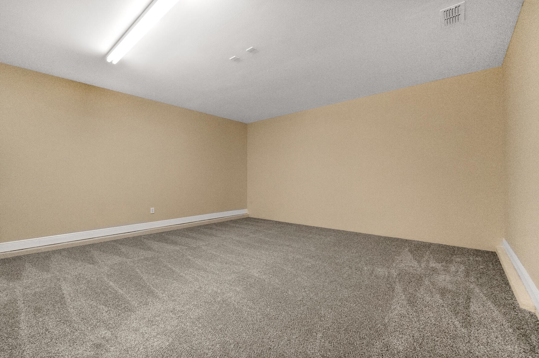 38 Virginia Ct, Niceville FL  32578-8230 exterior