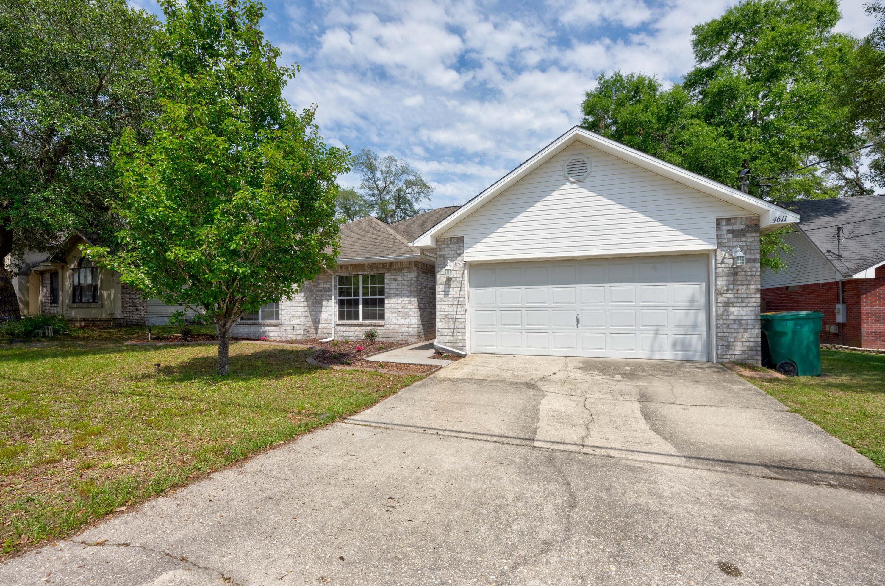 4611 Top Flight Dr, Crestview FL  32539-5710 exterior