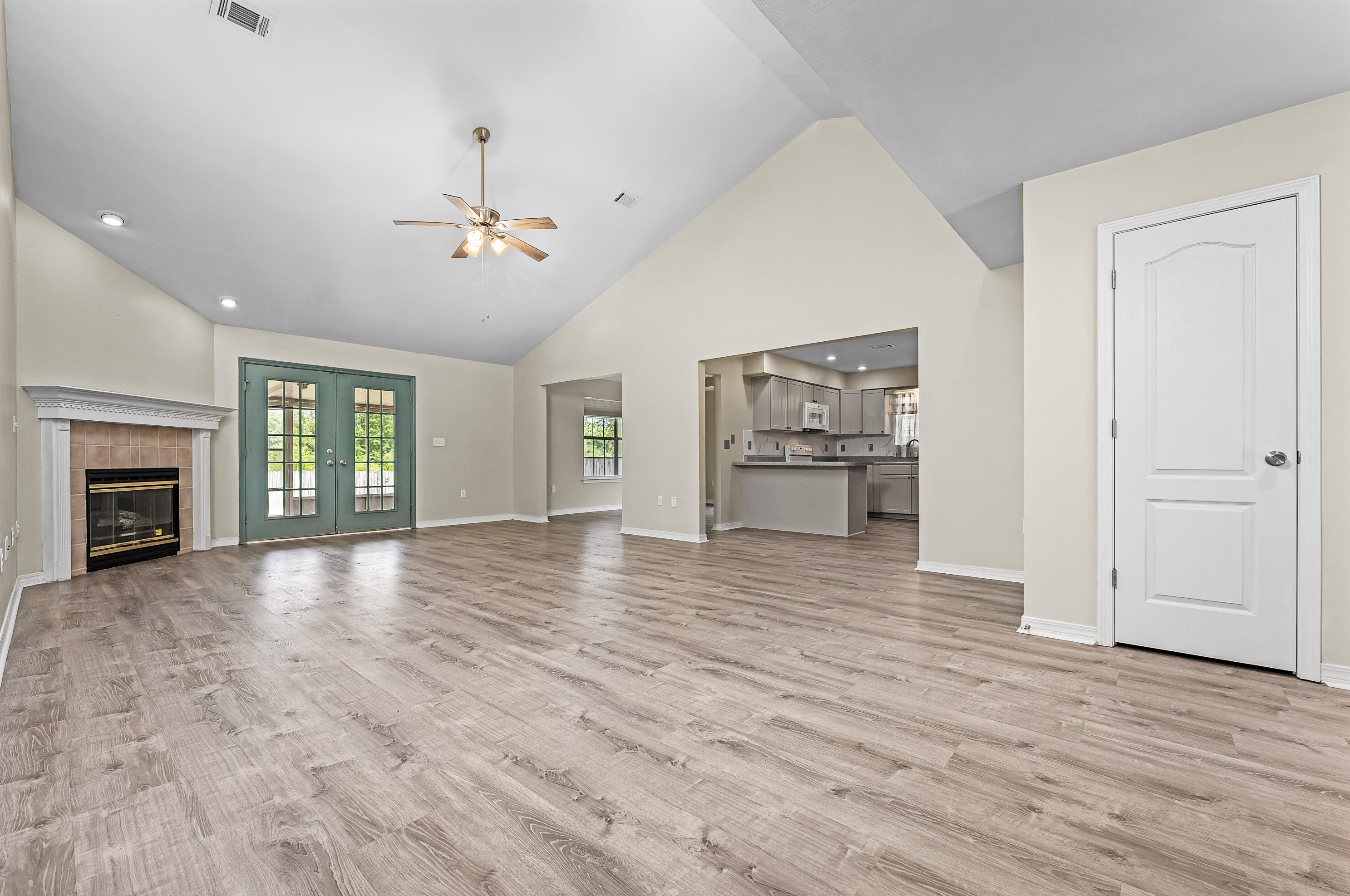 4611 Top Flight Dr, Crestview FL  32539-5710 exterior
