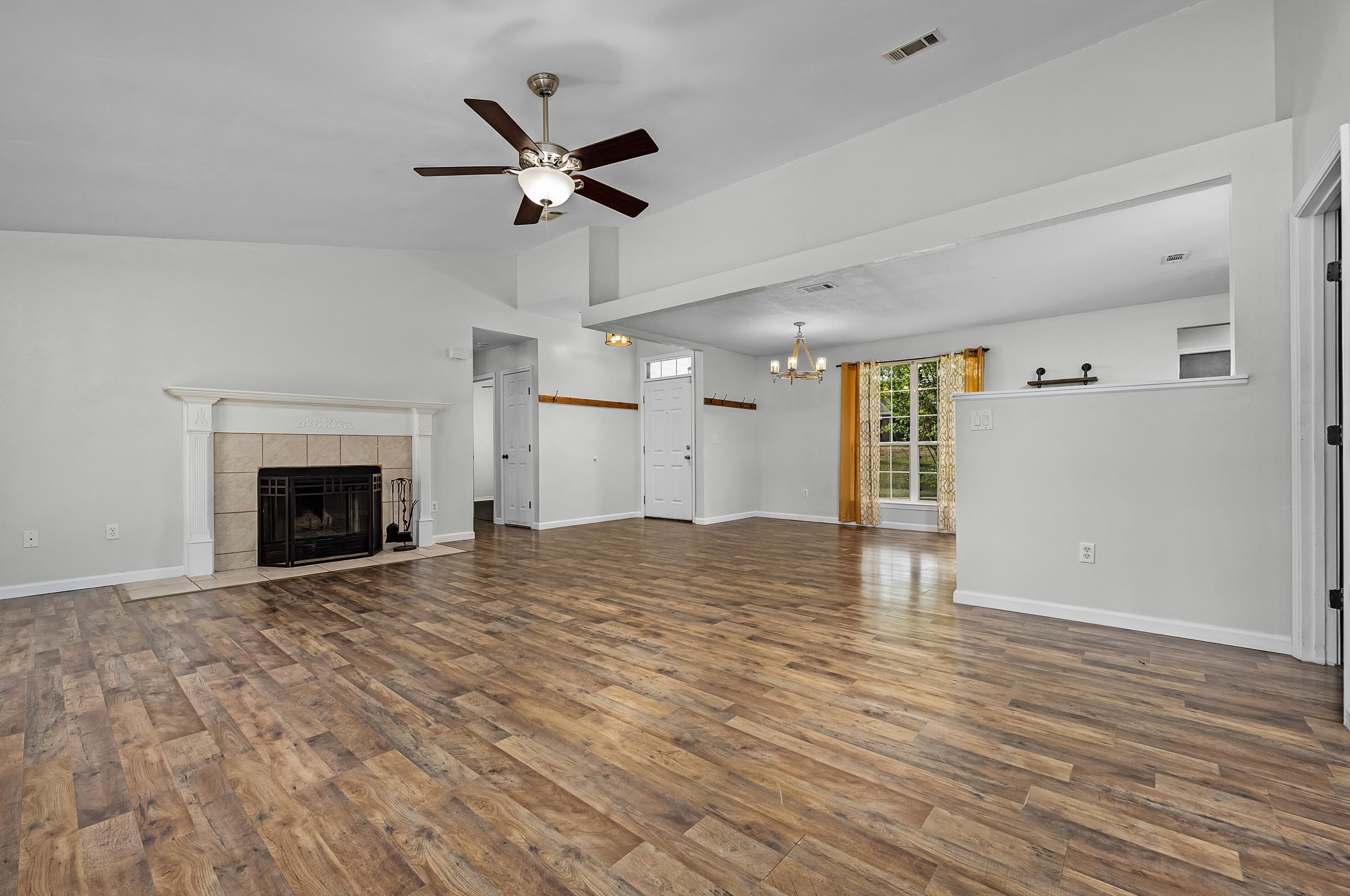 386 Riverchase Blvd, Crestview FL  32536-4297 exterior