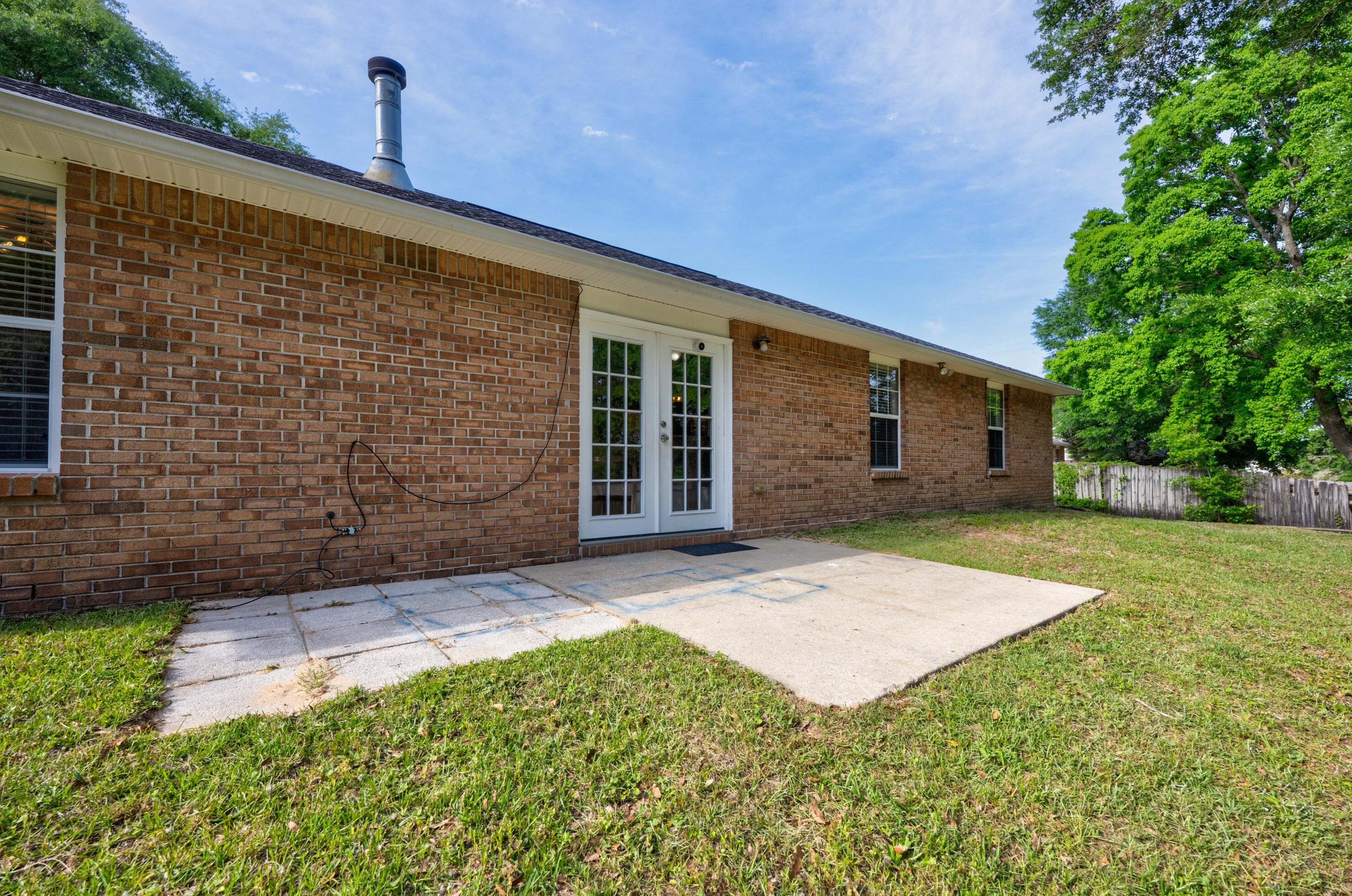386 Riverchase Blvd, Crestview FL  32536-4297 exterior
