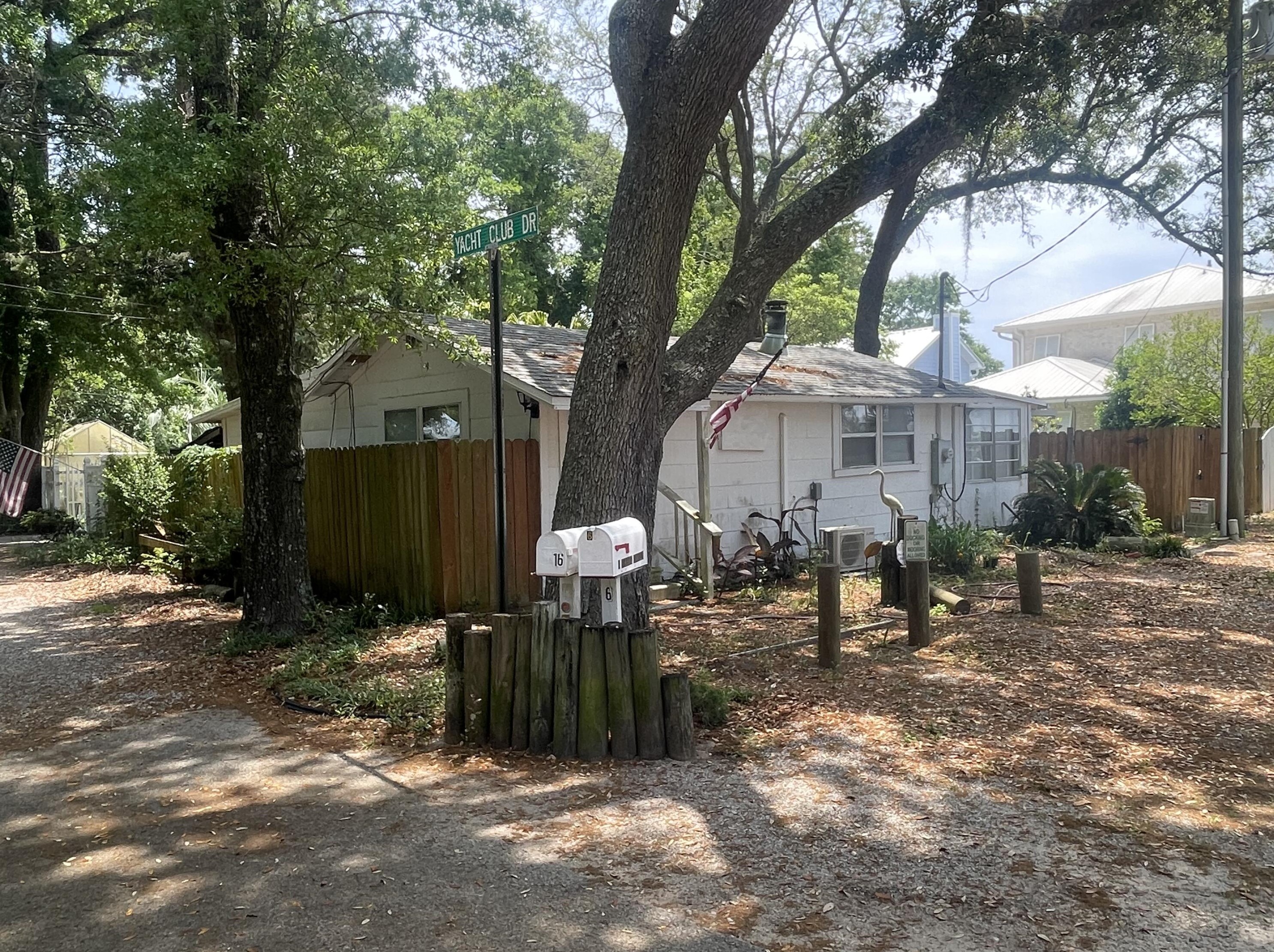 16 Nimrod Cir, Niceville FL  32578-8154 exterior