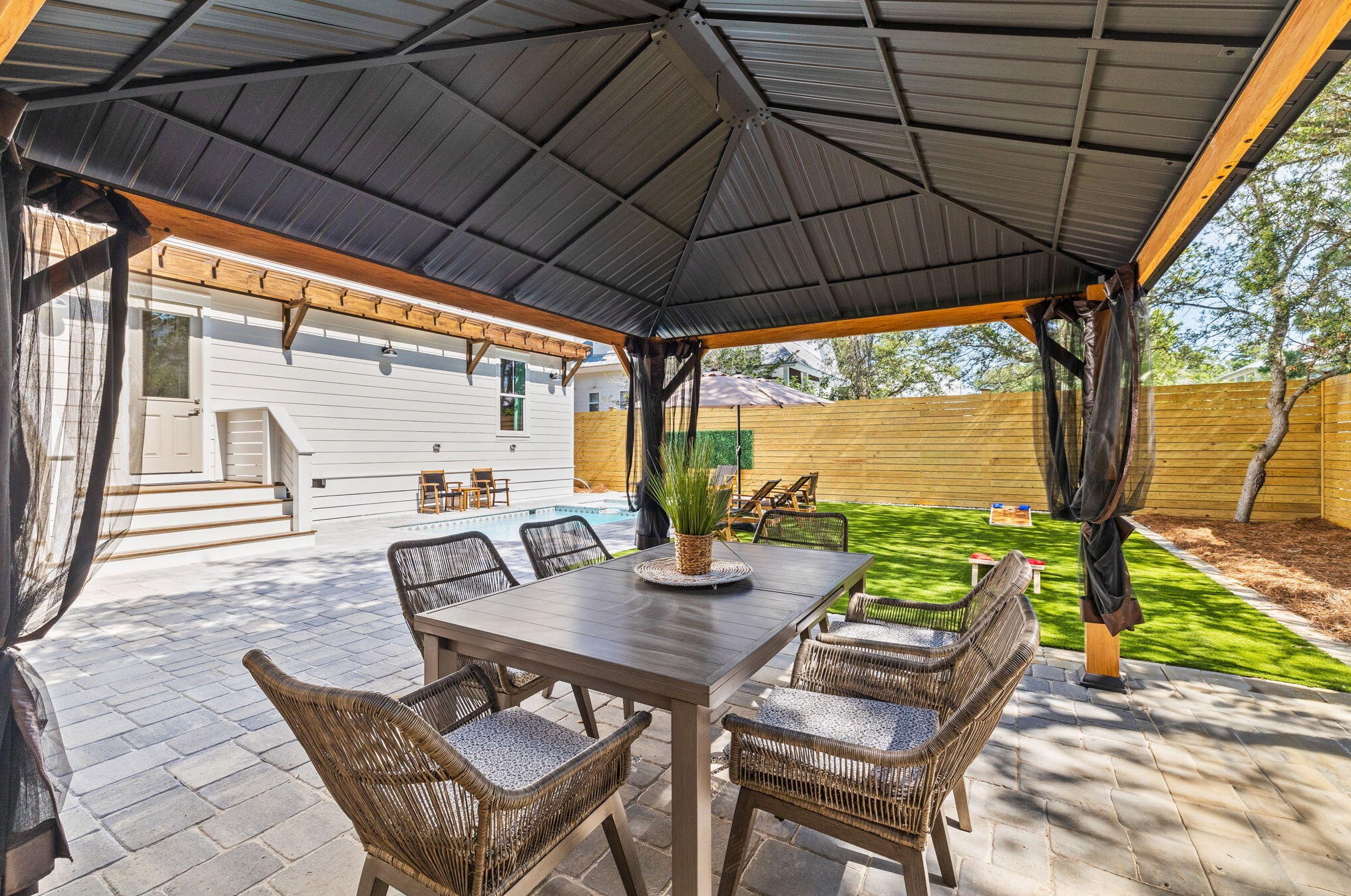 96 Dalton Dr, Santa Rosa Beach FL  32459-6626 exterior