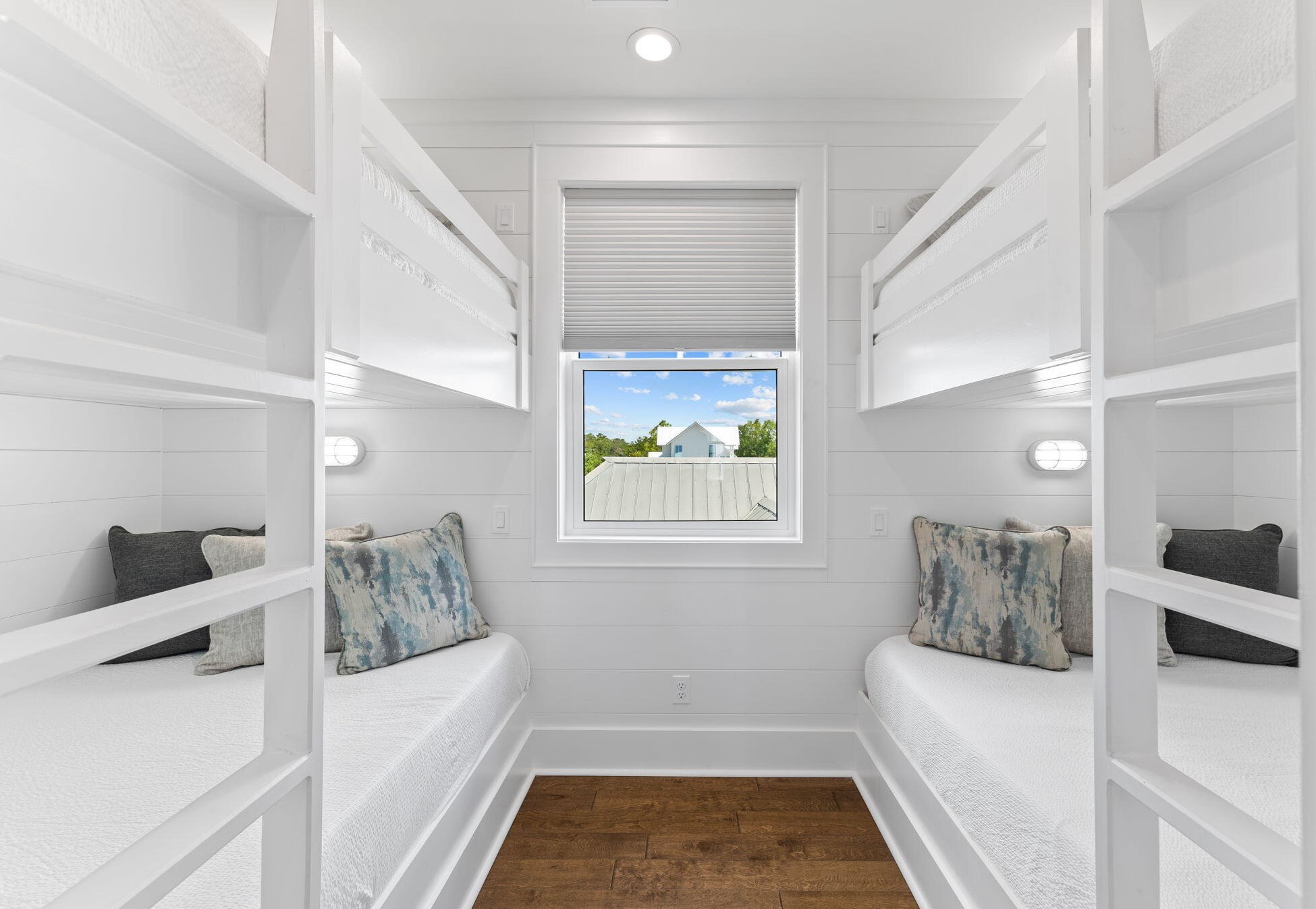 96 Dalton Dr, Santa Rosa Beach FL  32459-6626 exterior