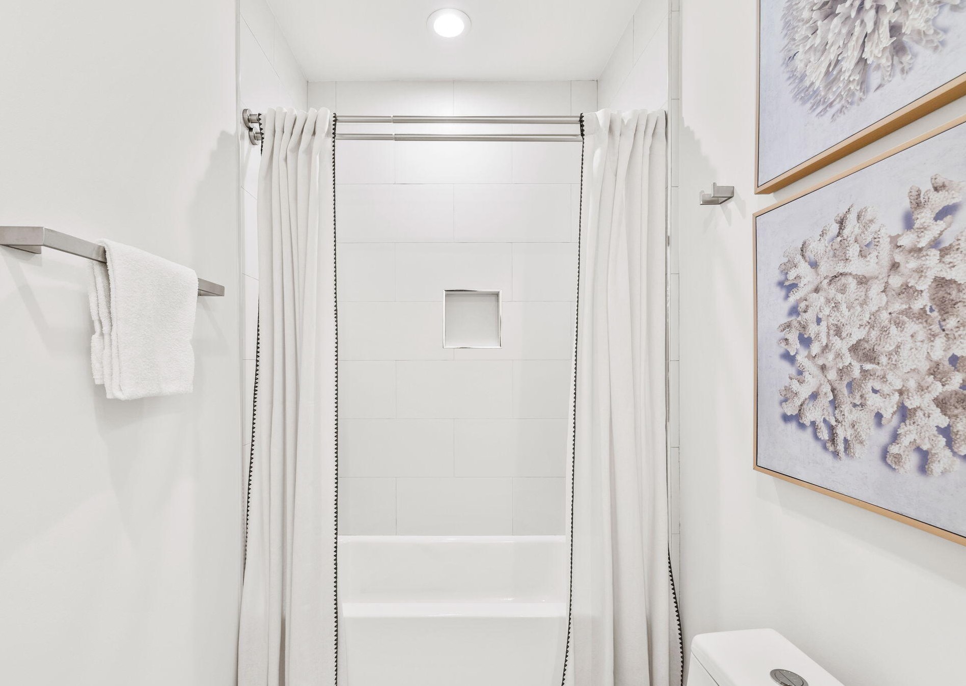 96 Dalton Dr, Santa Rosa Beach FL  32459-6626 exterior