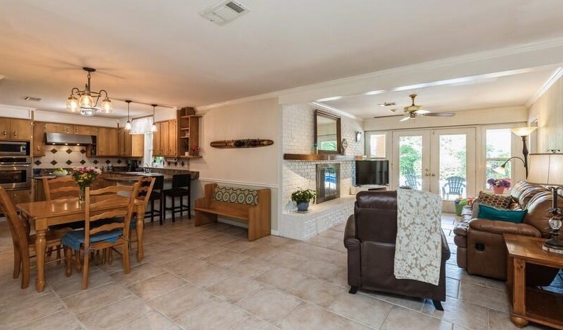 14 Cambridge Ave, Fort Walton Beach FL  32547-1725 exterior