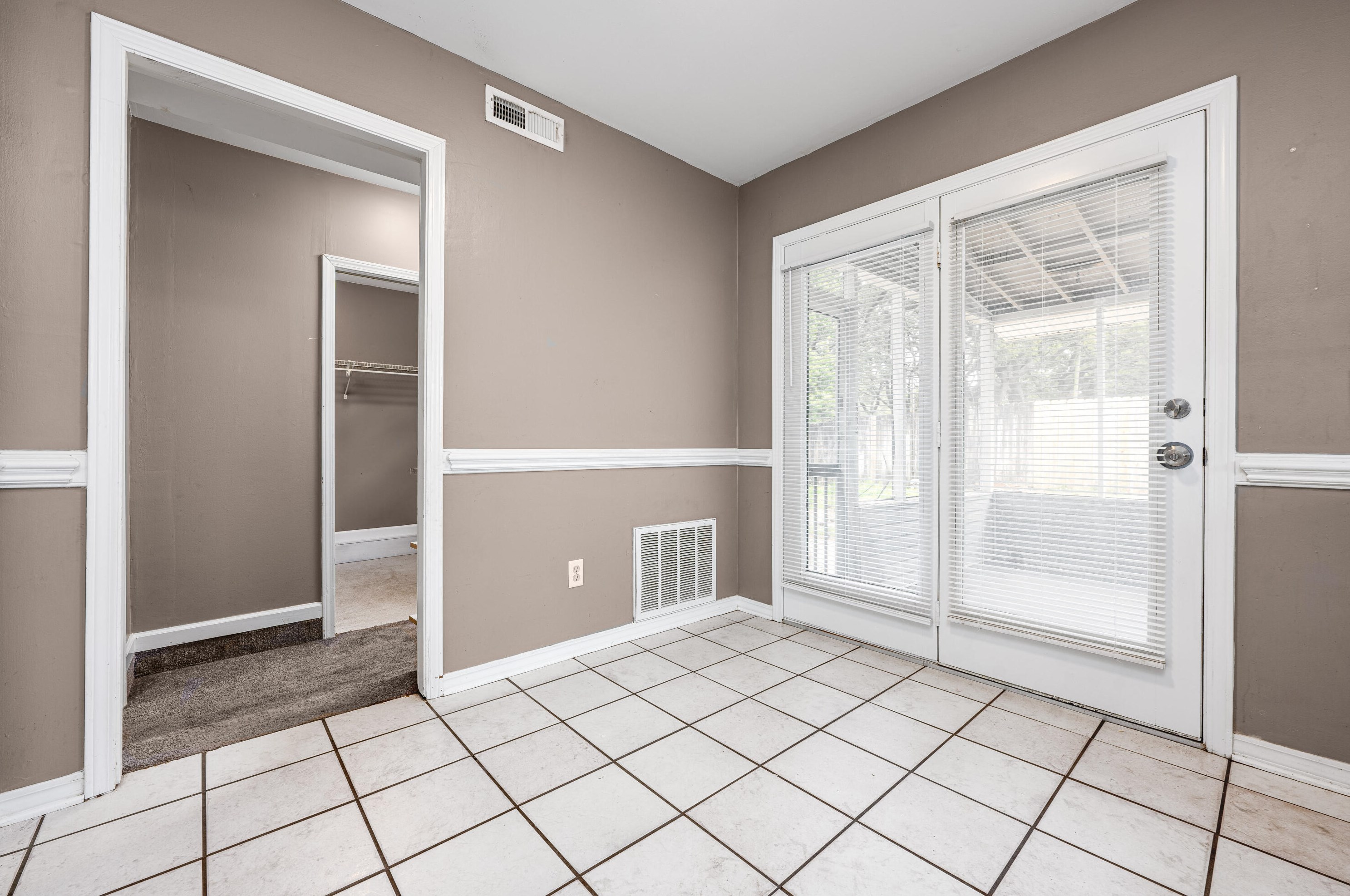 621 Lloyd St, Fort Walton Beach FL 32547-7121 exterior