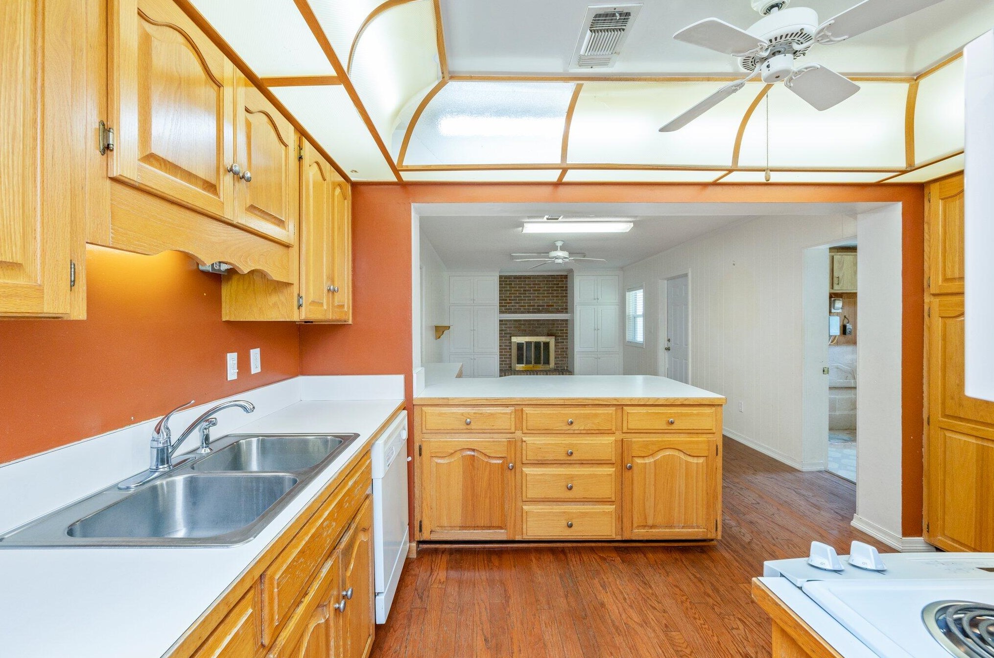 318 Oakland Cir, Fort Walton Beach FL  32548-4622 exterior