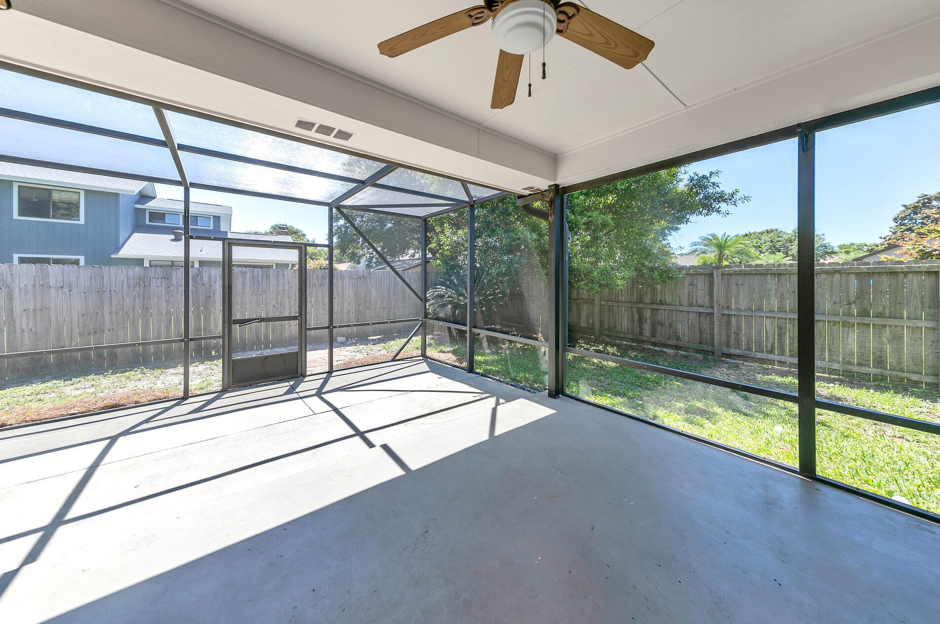 326 Sailfish Cir, Destin FL 32541-2249 exterior