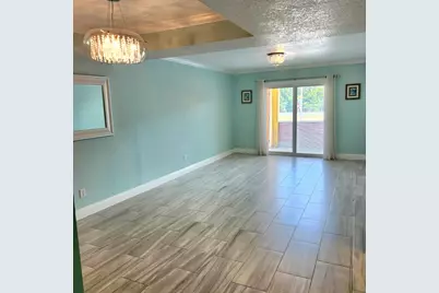 209 W Miracle Strip Parkway W #APT B202, Mary Esther, FL 32569 - Photo 5