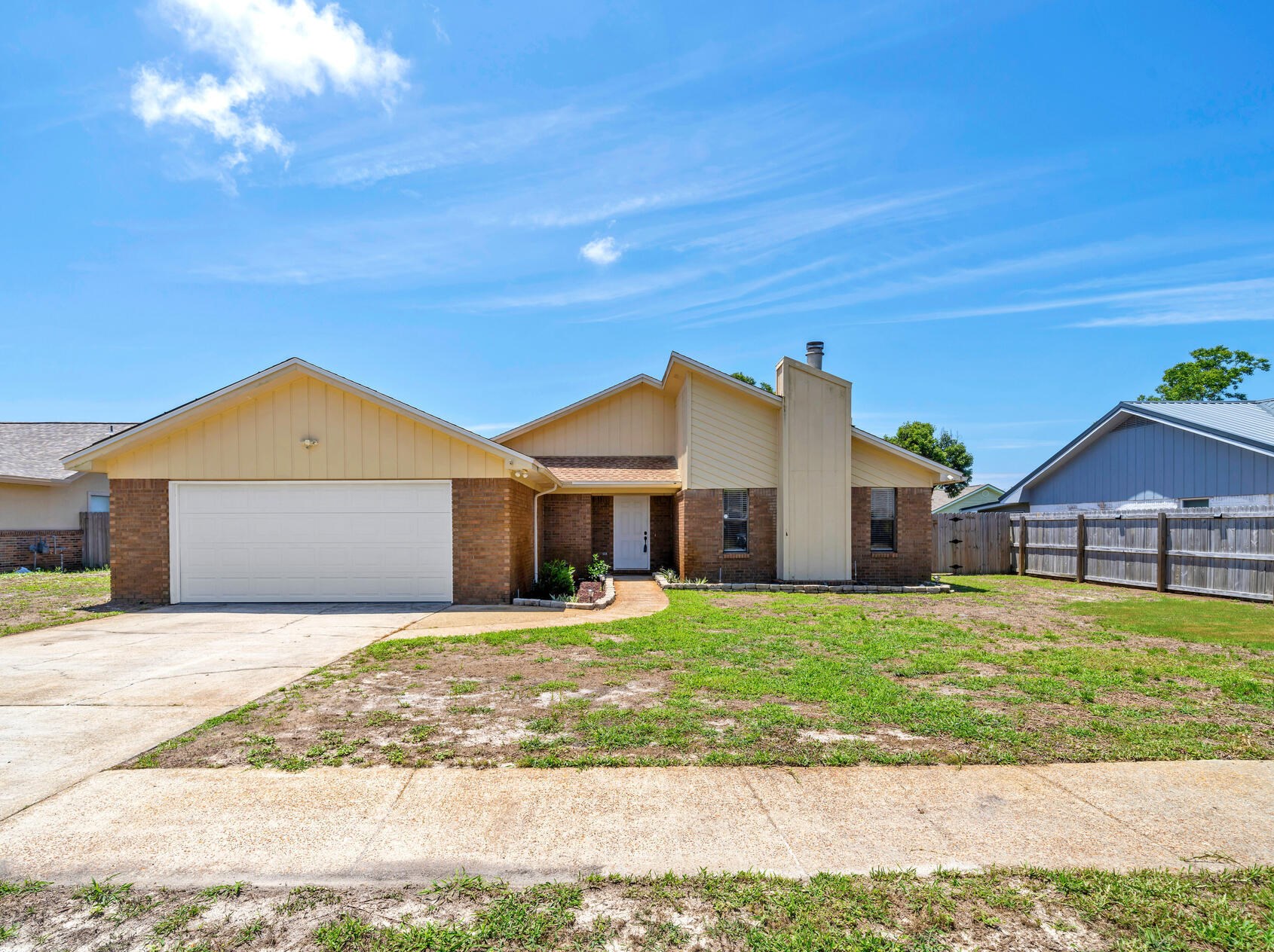 405 Rue Des Tours, Mary Esther FL  32569-2393 exterior