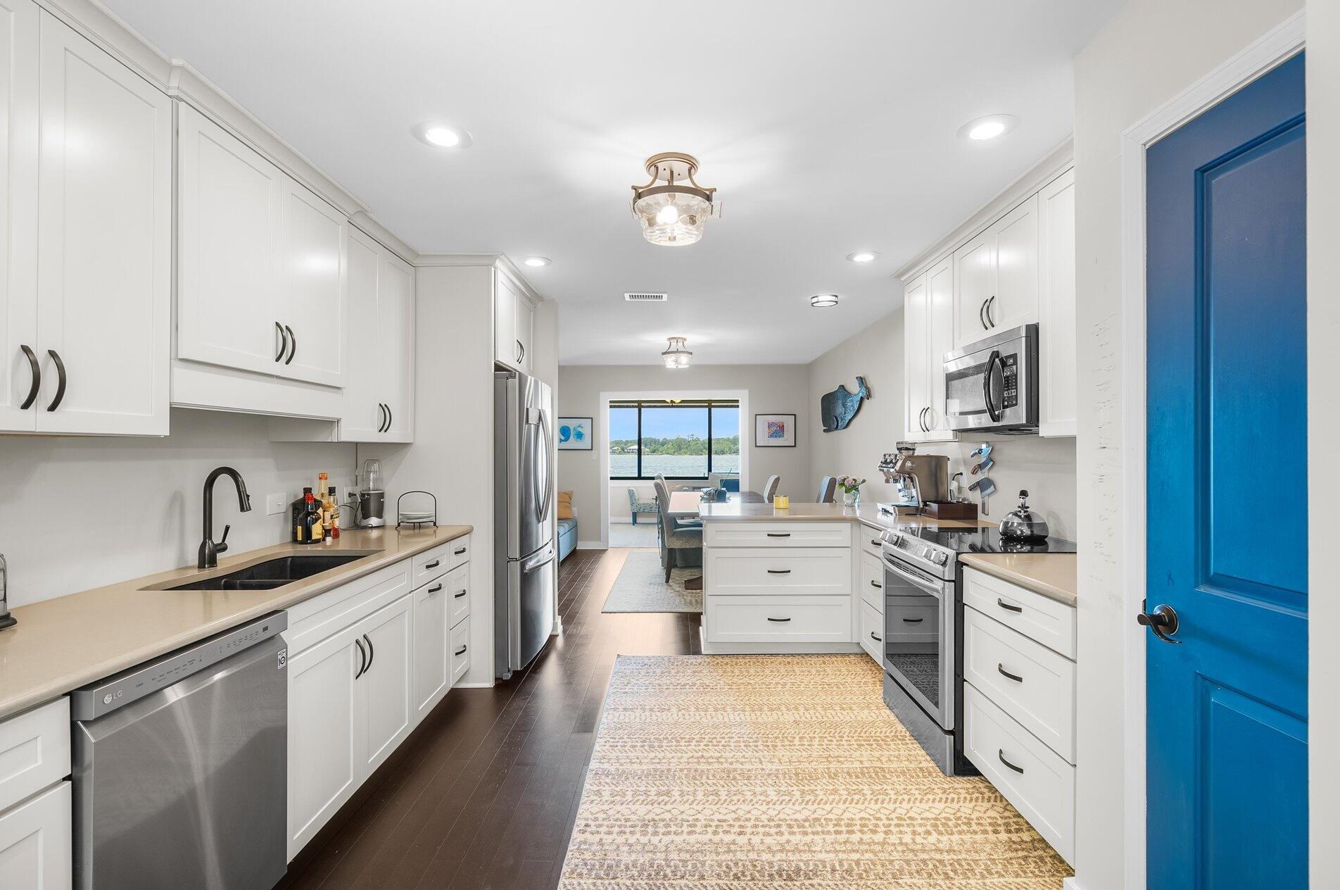 21 Marina Cv Dr, Niceville FL  32578-4422 exterior