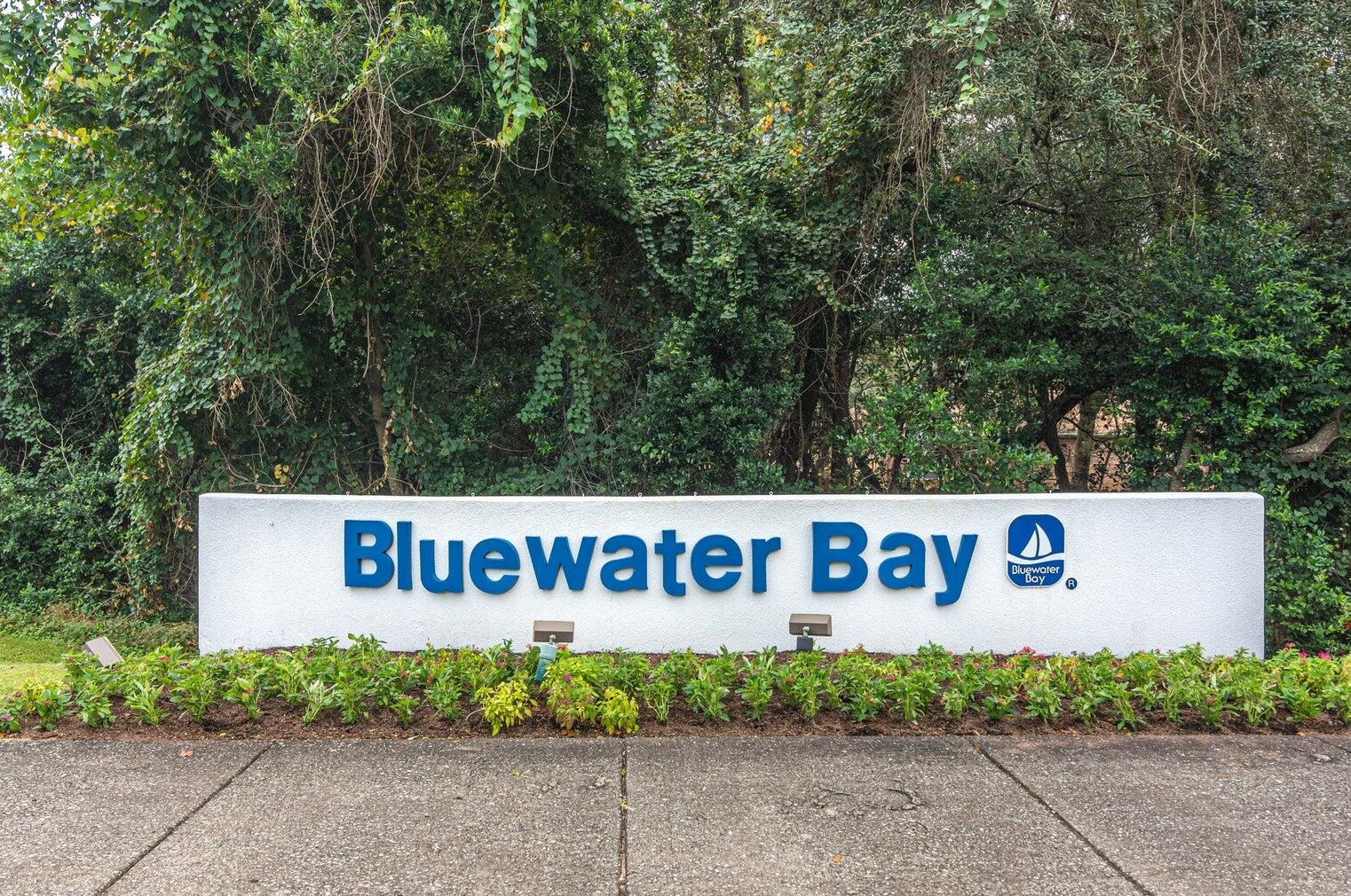 21 Marina Cv Dr, Niceville FL  32578-4422 exterior