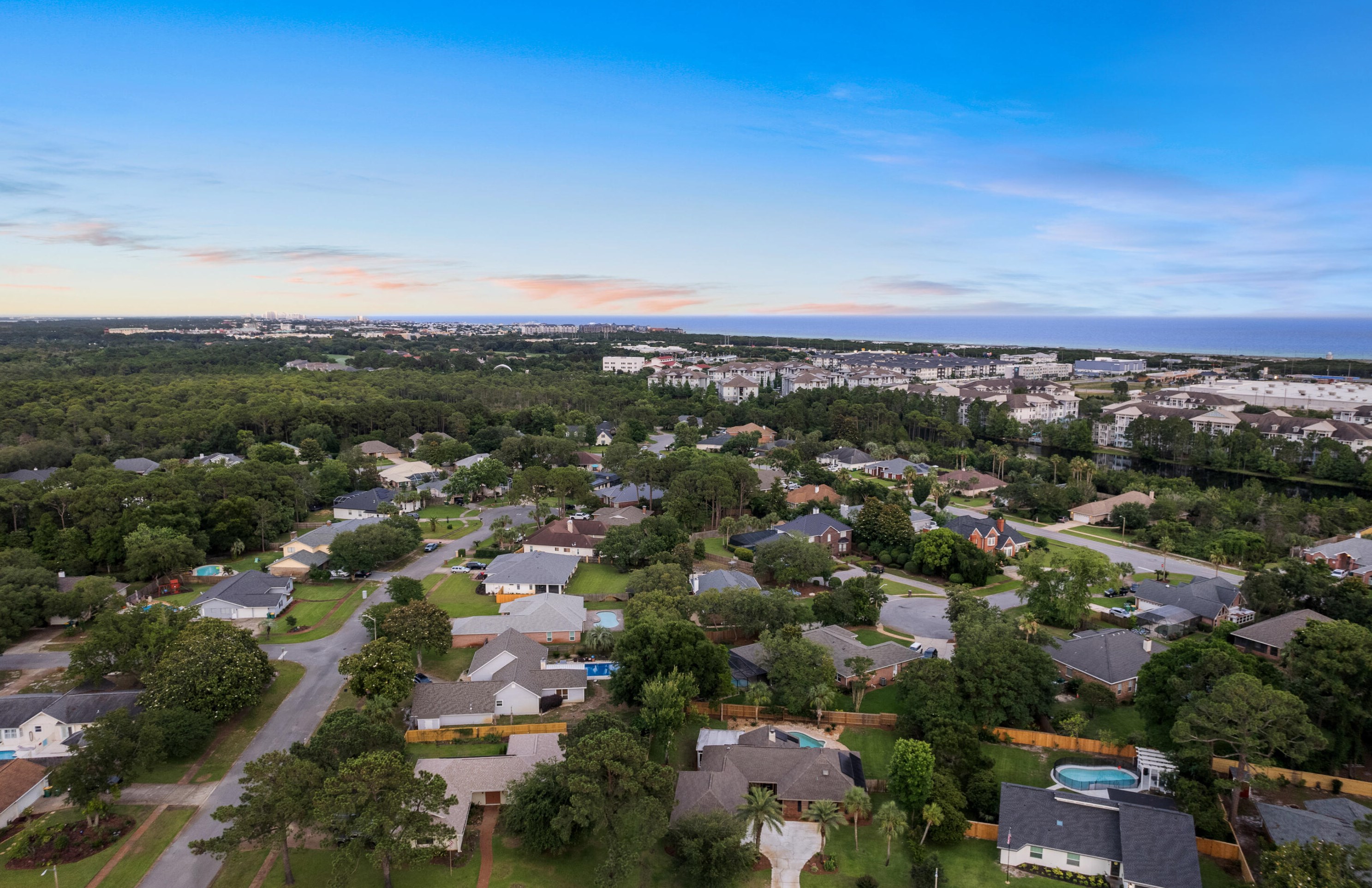 50 Country Clb Dr, Destin FL 32541-4403 exterior