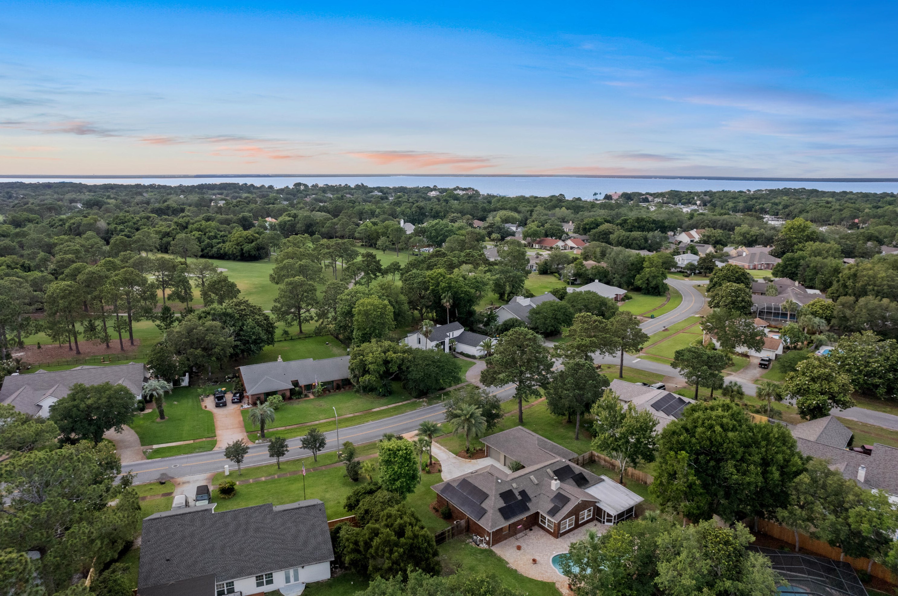 50 Country Clb Dr, Destin FL 32541-4403 exterior