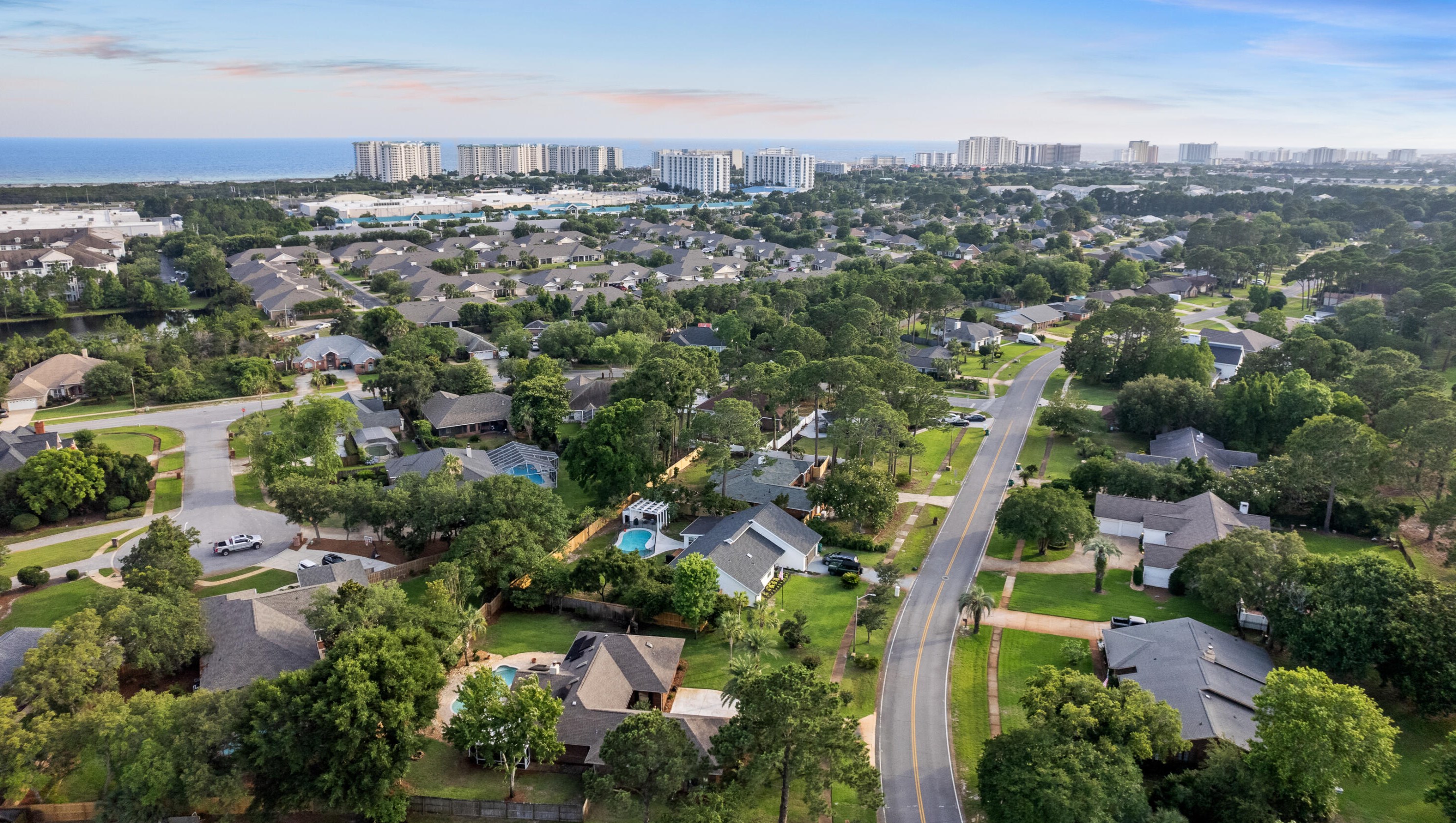 50 Country Clb Dr, Destin FL 32541-4403 exterior