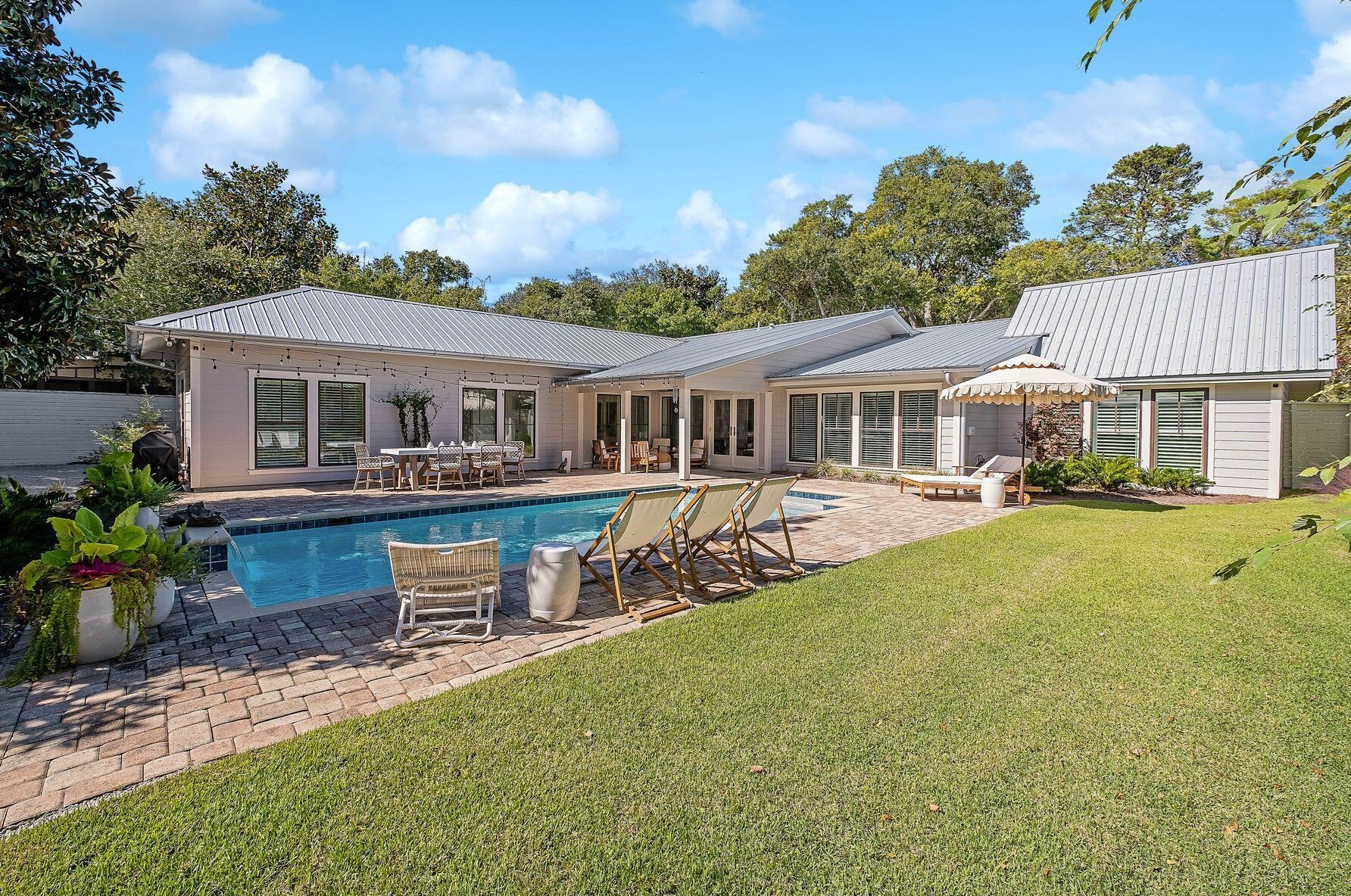 192 Dogwood St, Santa Rosa Beach FL  32459-6229 exterior