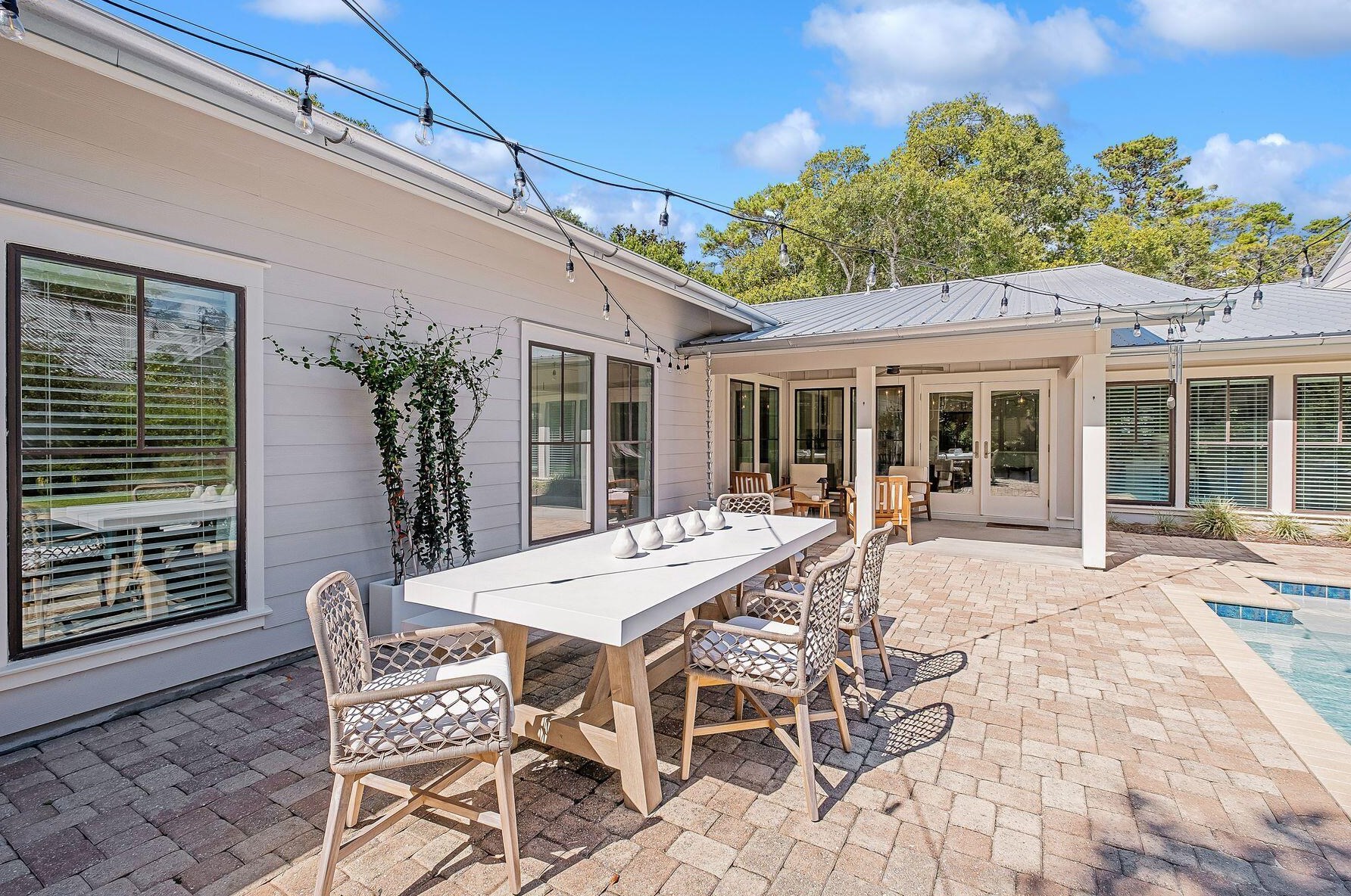 192 Dogwood St, Santa Rosa Beach FL  32459-6229 exterior