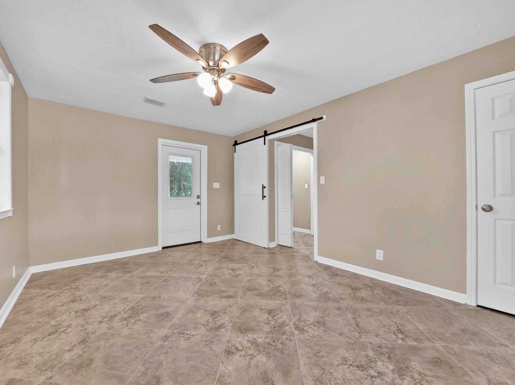 23 Oregon Dr, Fort Walton Beach FL  32548-5039 exterior