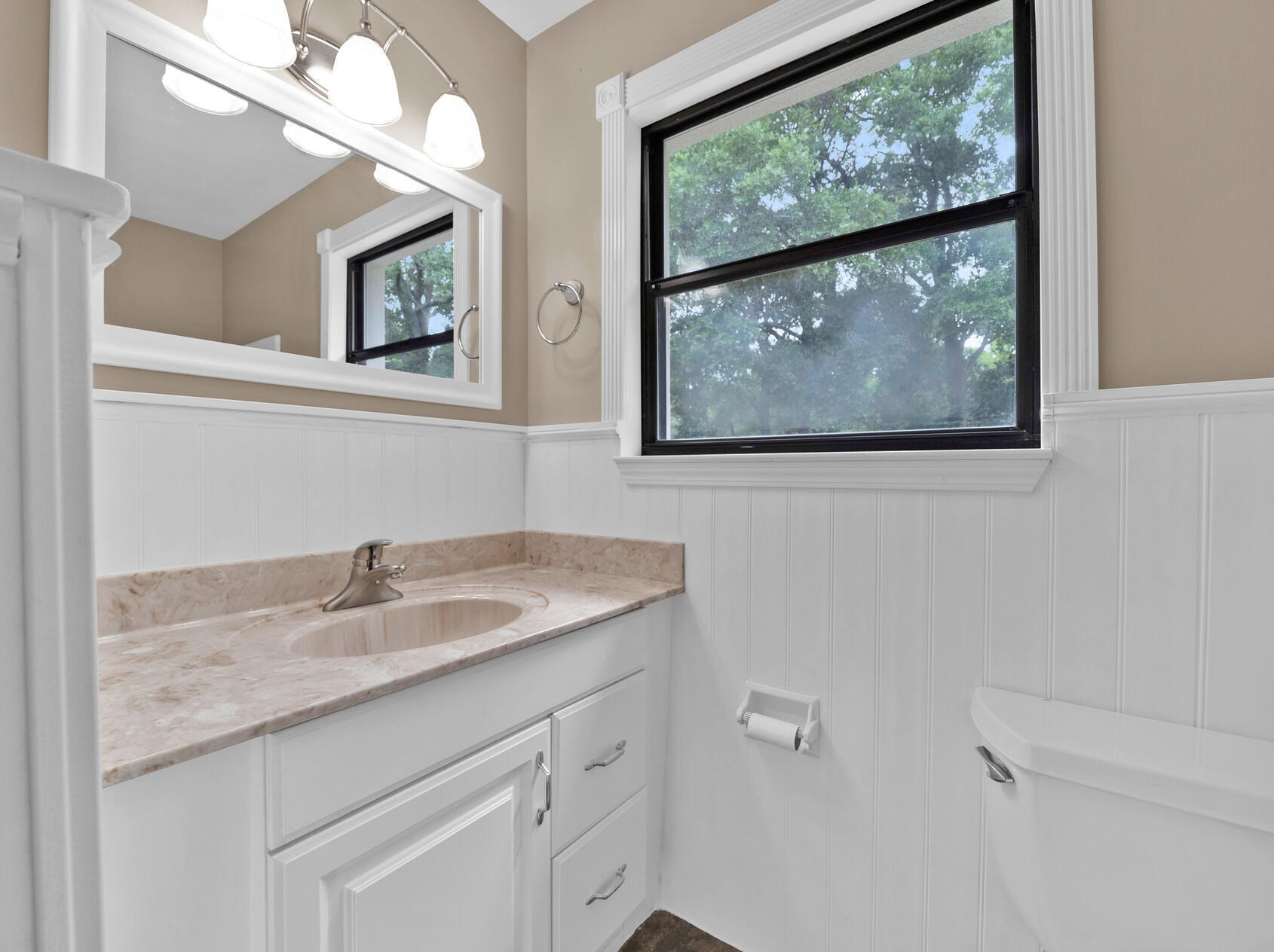 23 Oregon Dr, Fort Walton Beach FL  32548-5039 exterior