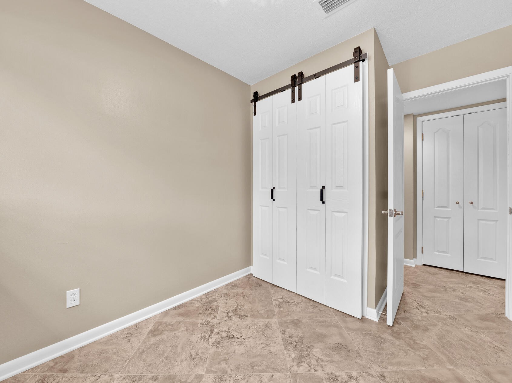 23 Oregon Dr, Fort Walton Beach FL  32548-5039 exterior