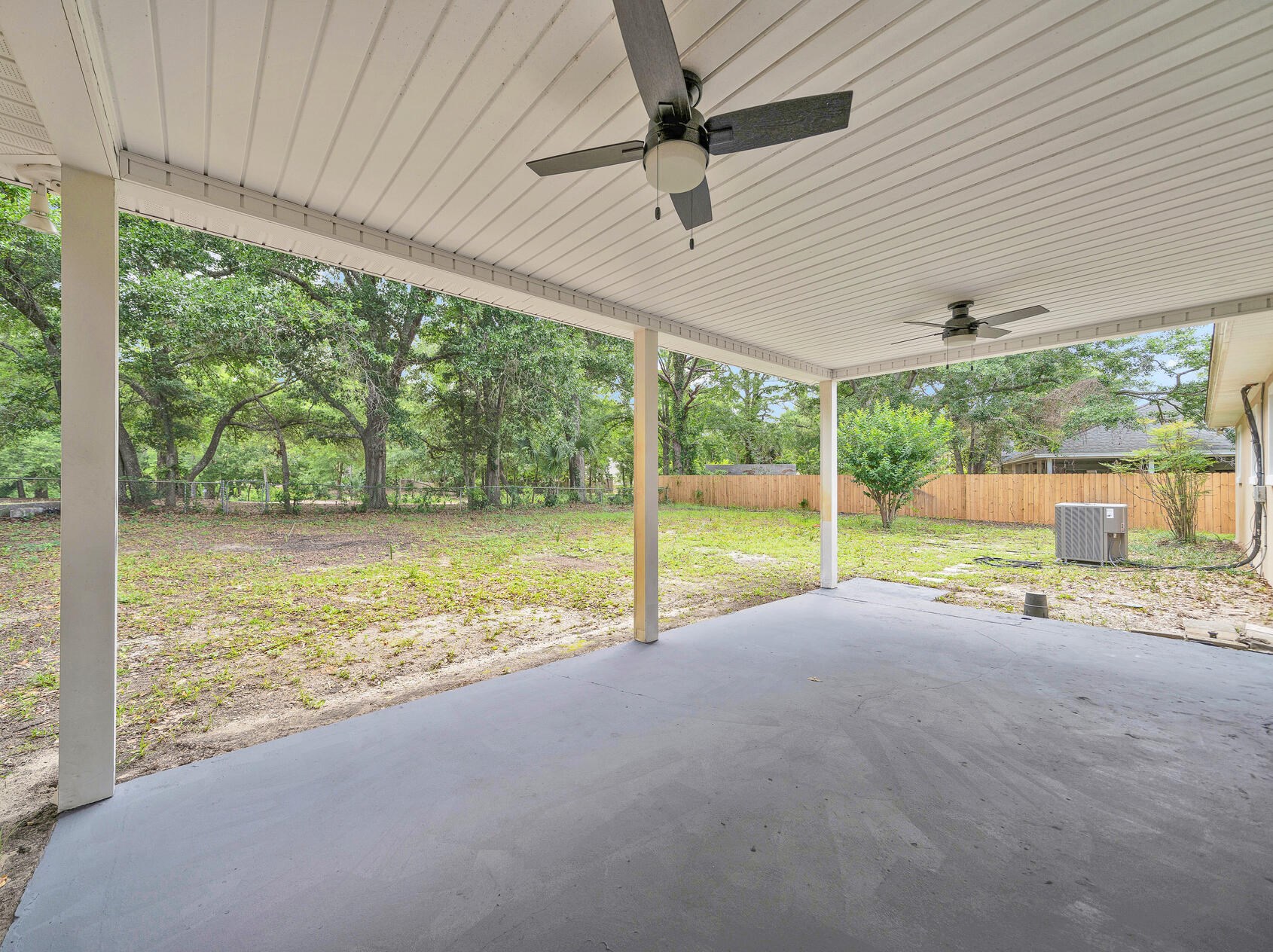 23 Oregon Dr, Fort Walton Beach FL  32548-5039 exterior