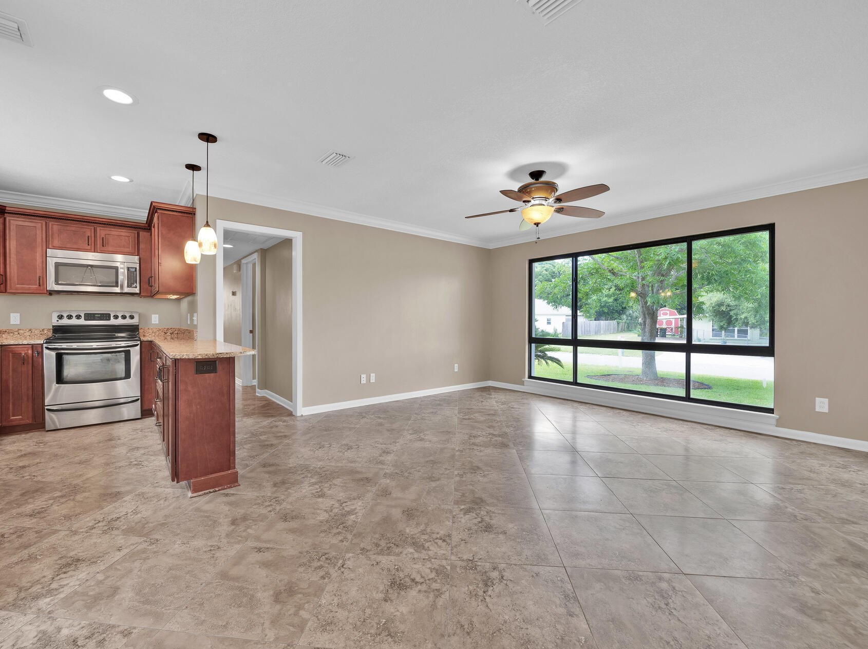 23 Oregon Dr, Fort Walton Beach FL  32548-5039 exterior