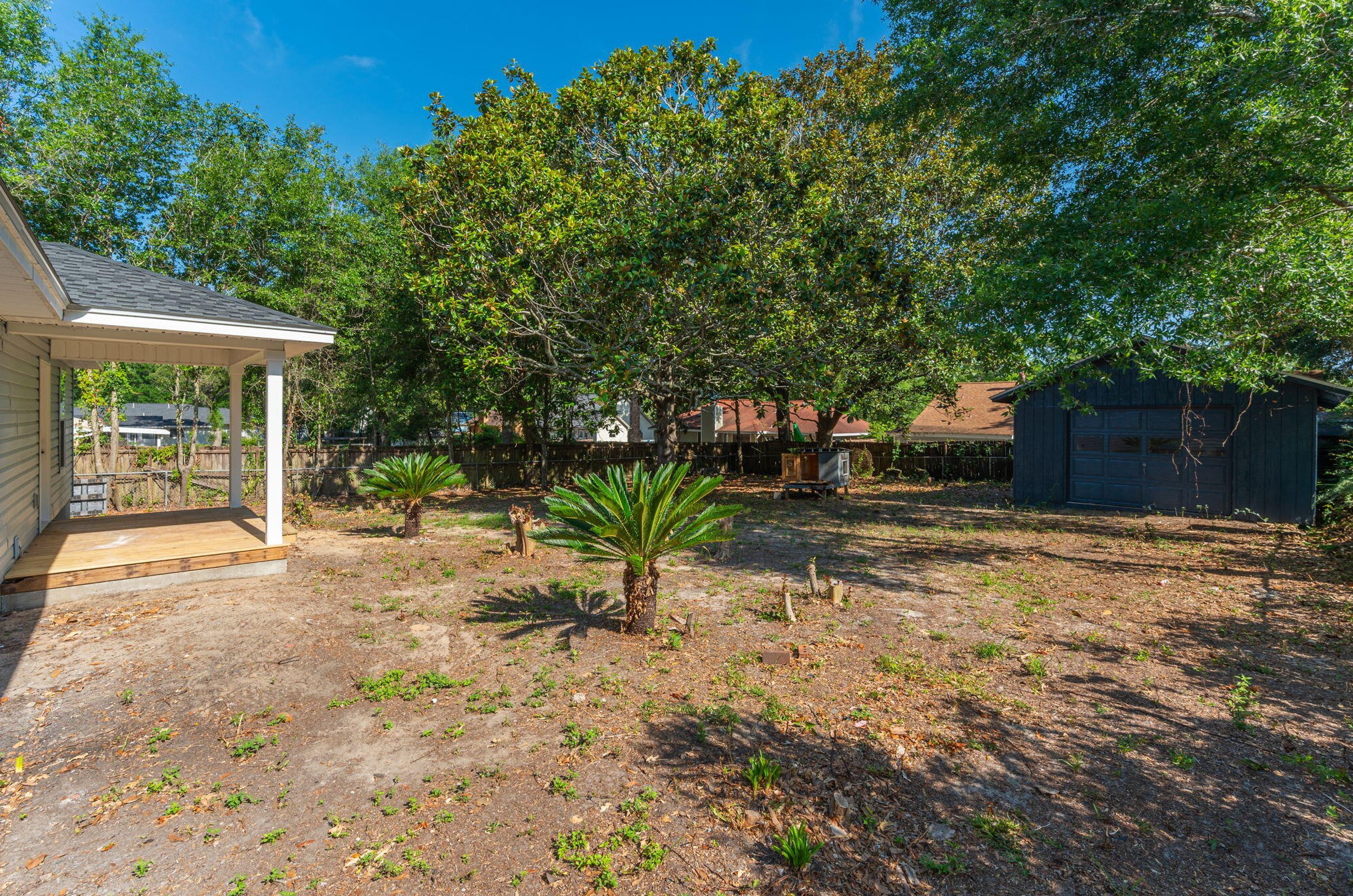 209 22nd St, Niceville FL  32578-3137 exterior