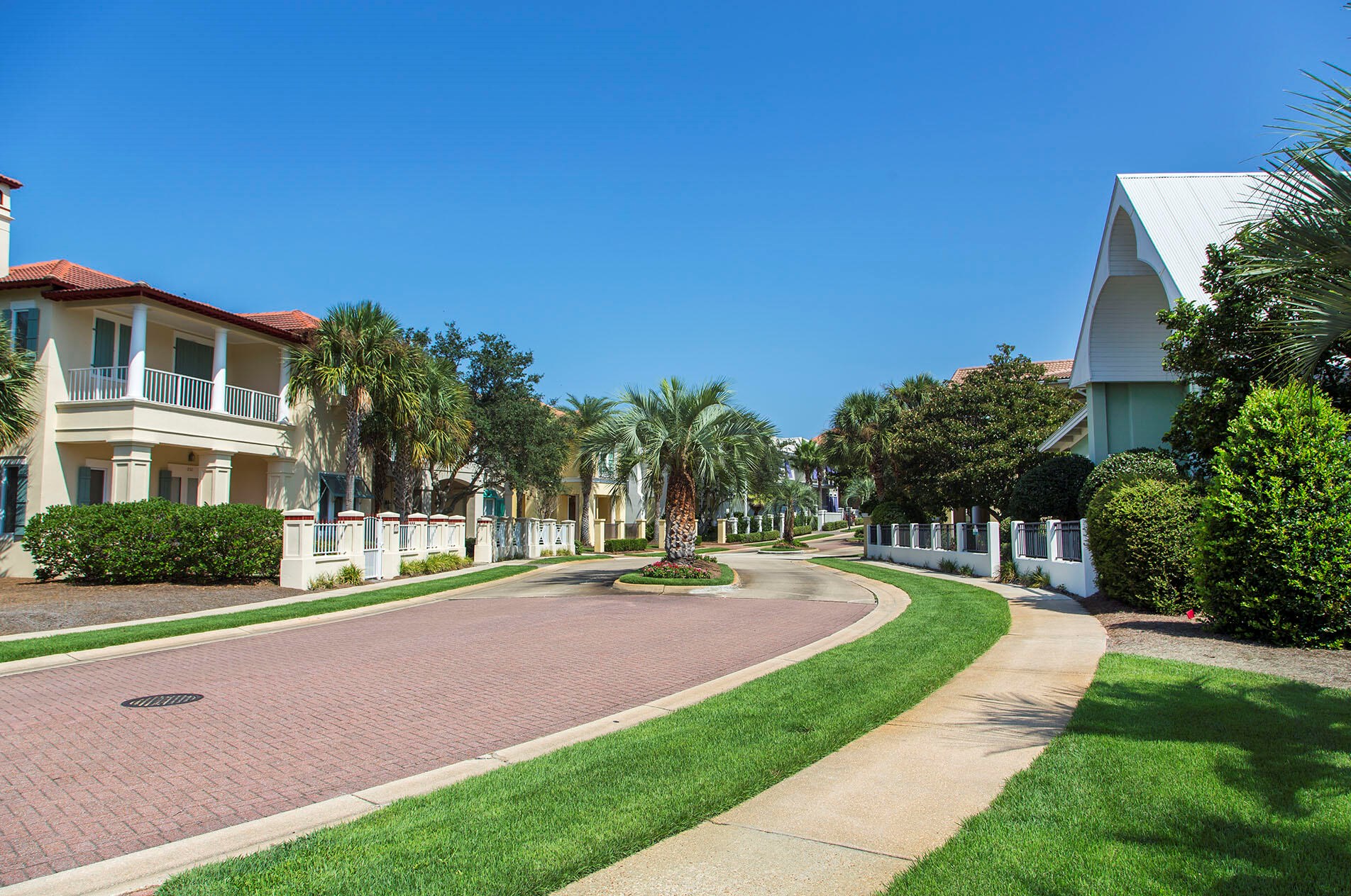 176 Rue Martine, Destin FL 32550-1905 exterior