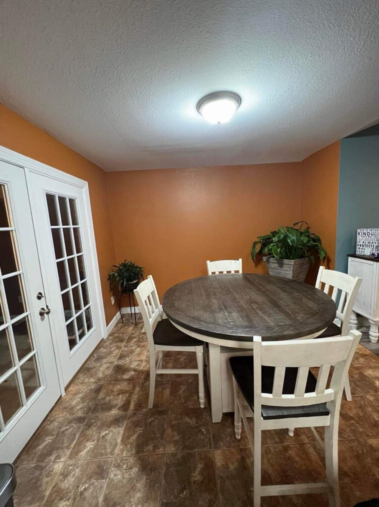 5636 Cottonwood Dr, Milton FL  32570-8390 exterior