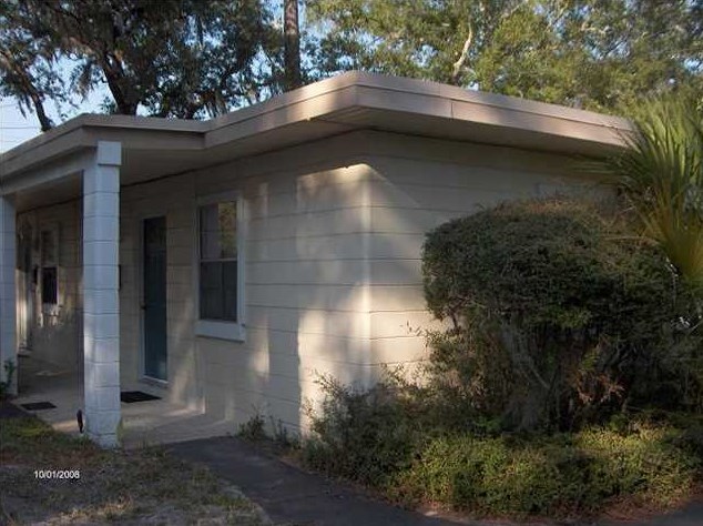 551 Miracle Strip Pkwy, Mary Esther FL  32569-2030 exterior