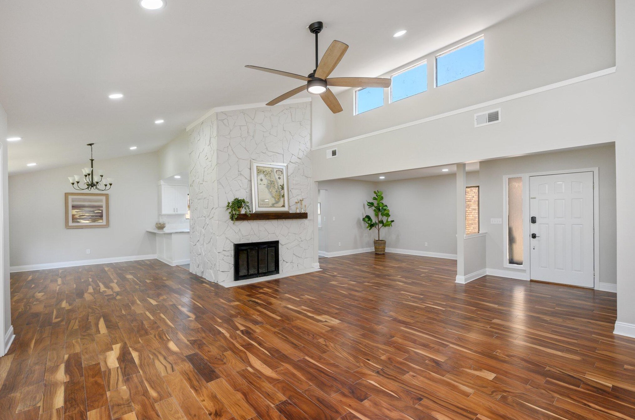 917 Lido Cir, Niceville FL  32578-4404 exterior