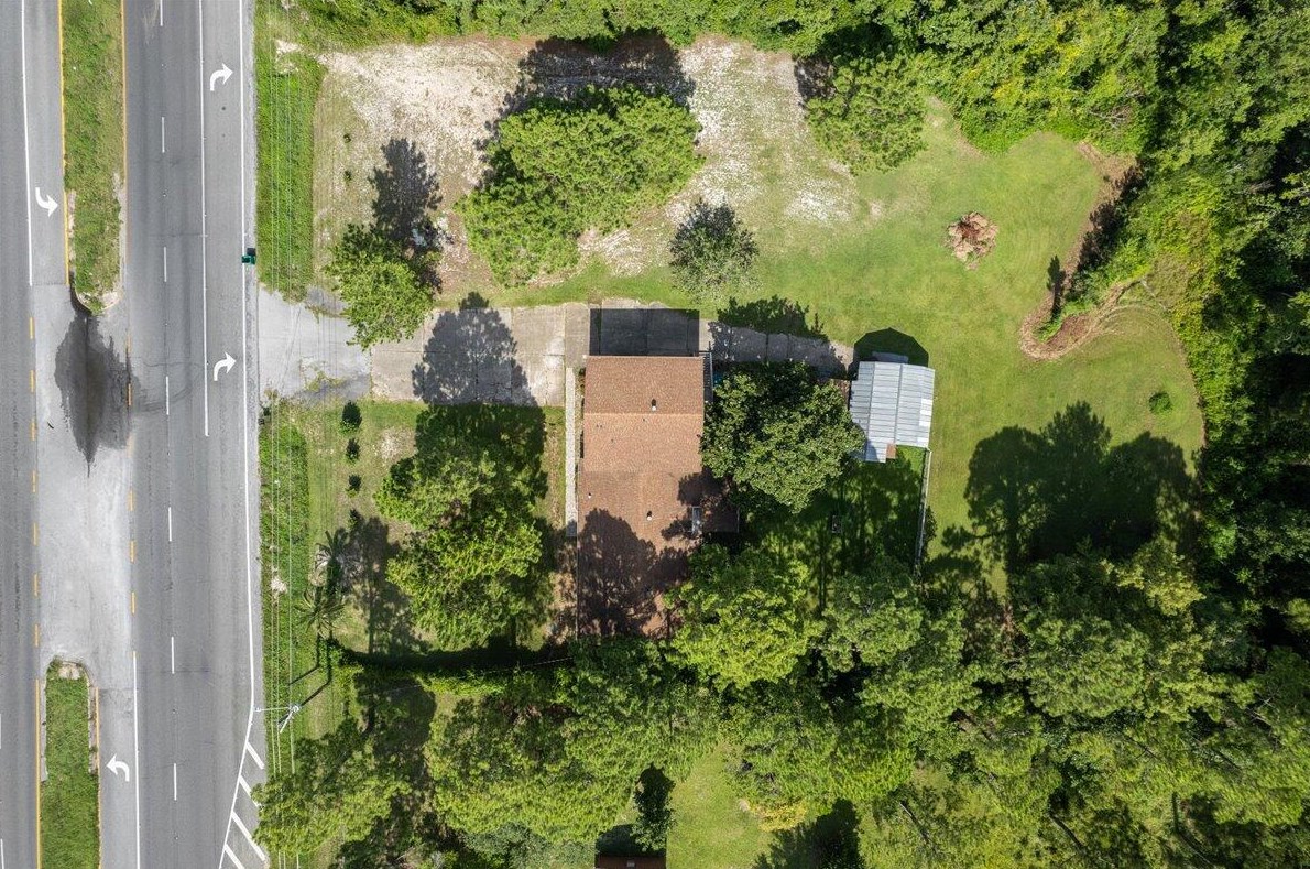 3049 Highway 98, Mary Esther FL  32569-1367 exterior